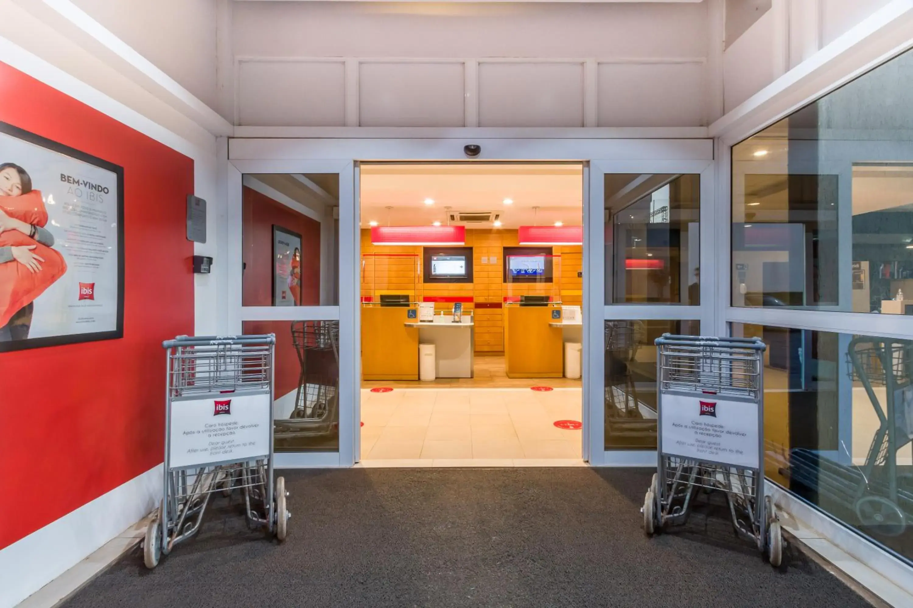 Facade/entrance in ibis Barretos Facade/entrance in ibis Barretos