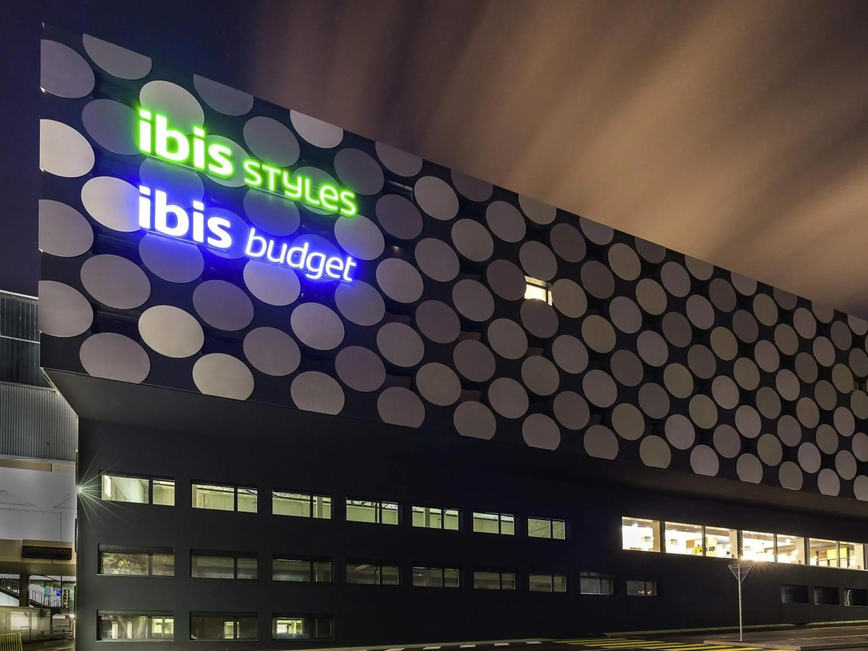 Property building in ibis Styles Geneve Palexpo Aeroport Property building in ibis Styles Geneve Palexpo Aeroport
