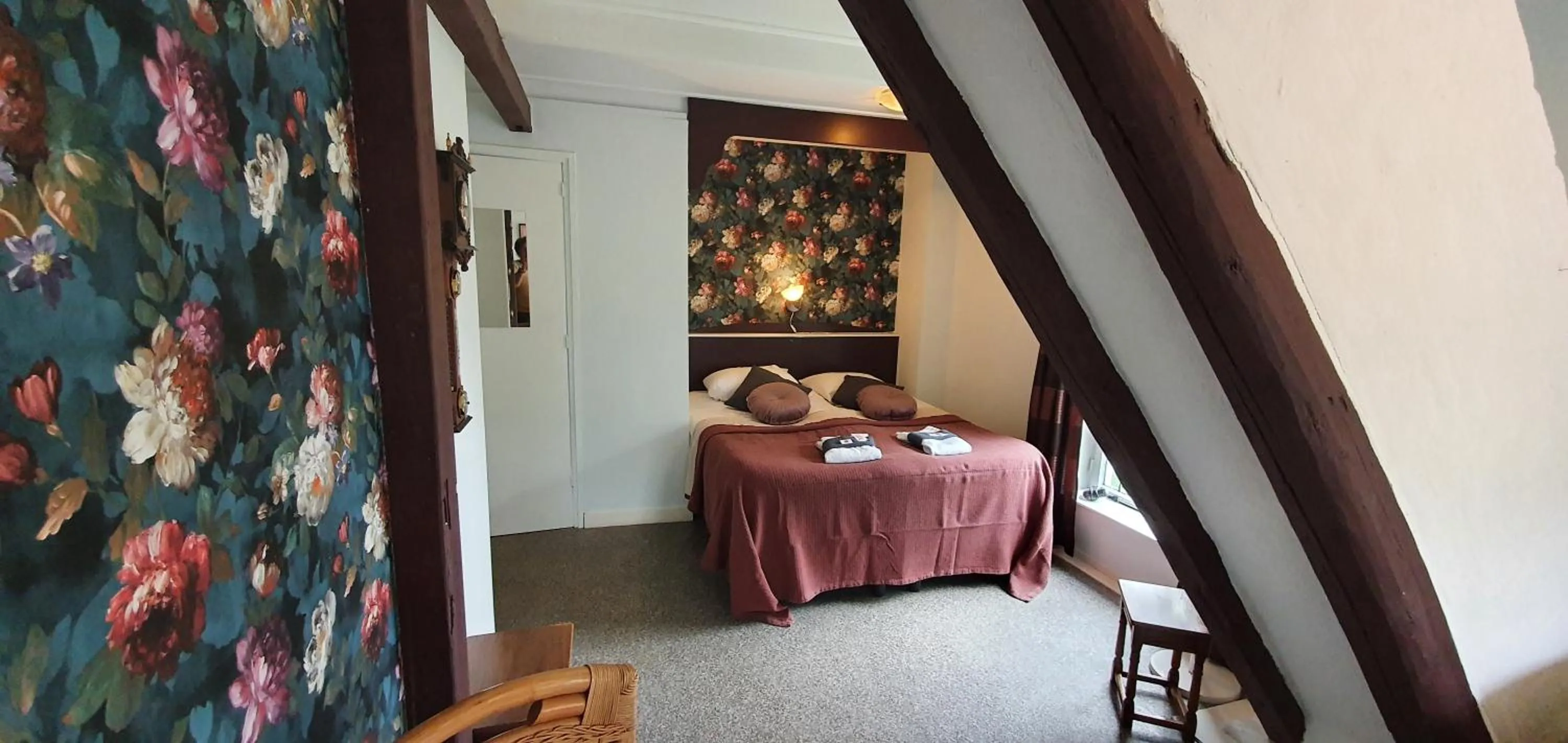 Photo of the whole room in B&B Blauwestadhoeve