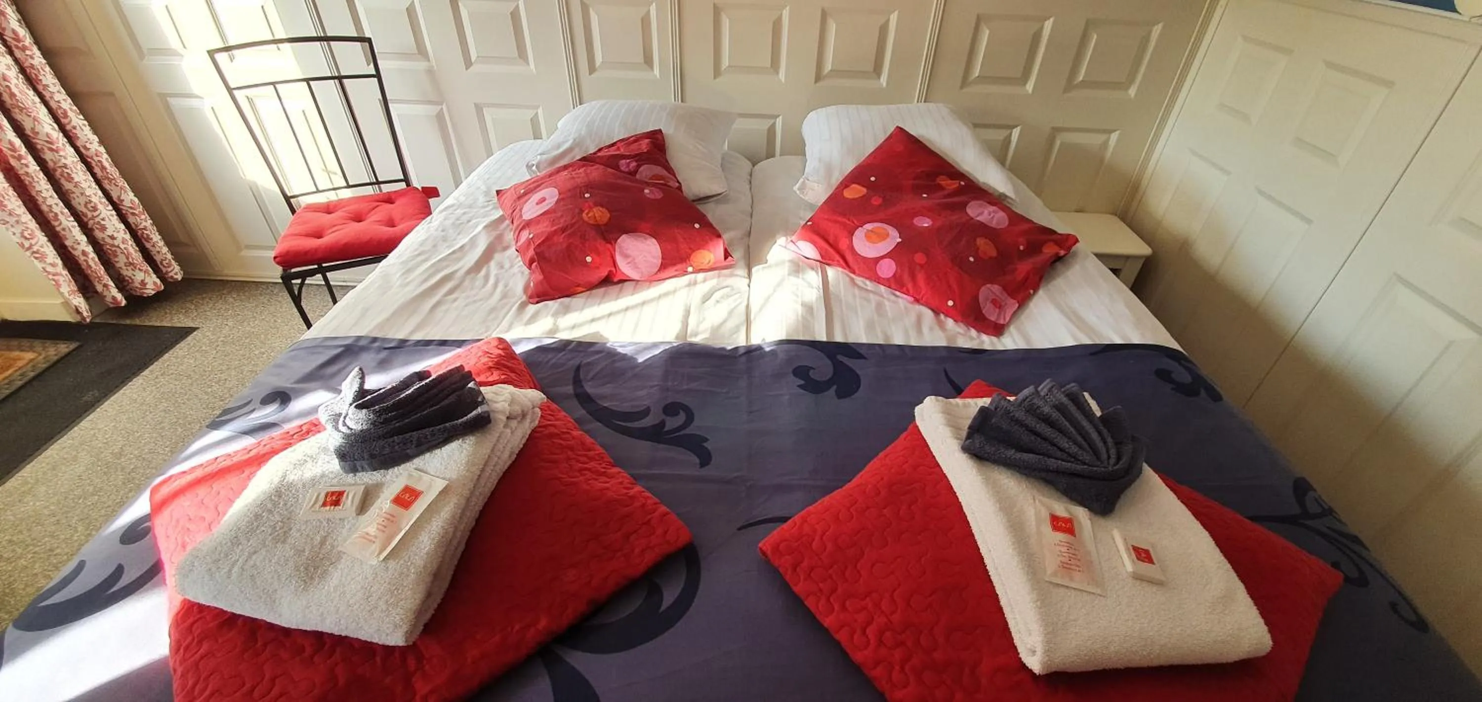 Bed in B&B Blauwestadhoeve