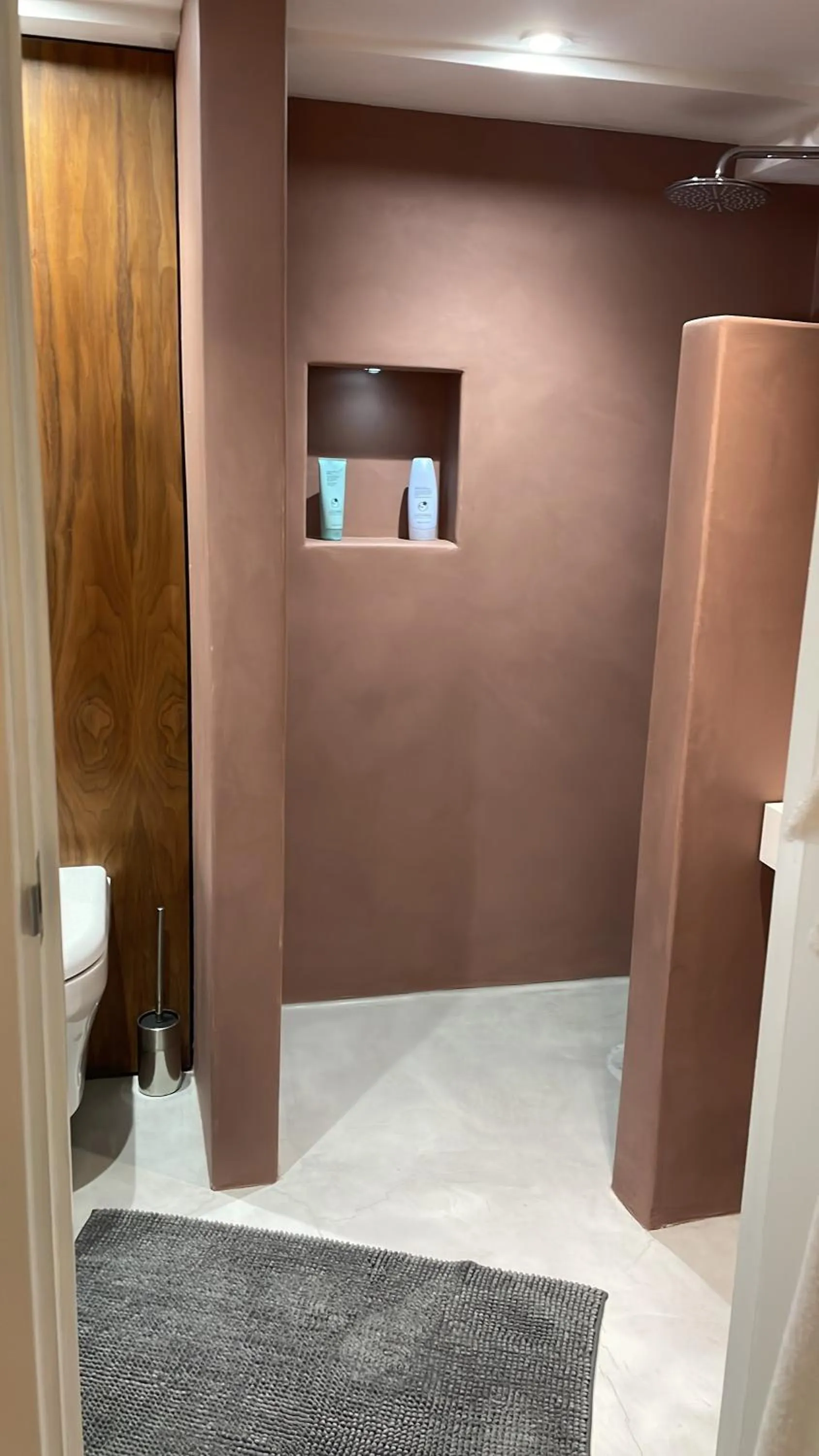 Montys Accommodation