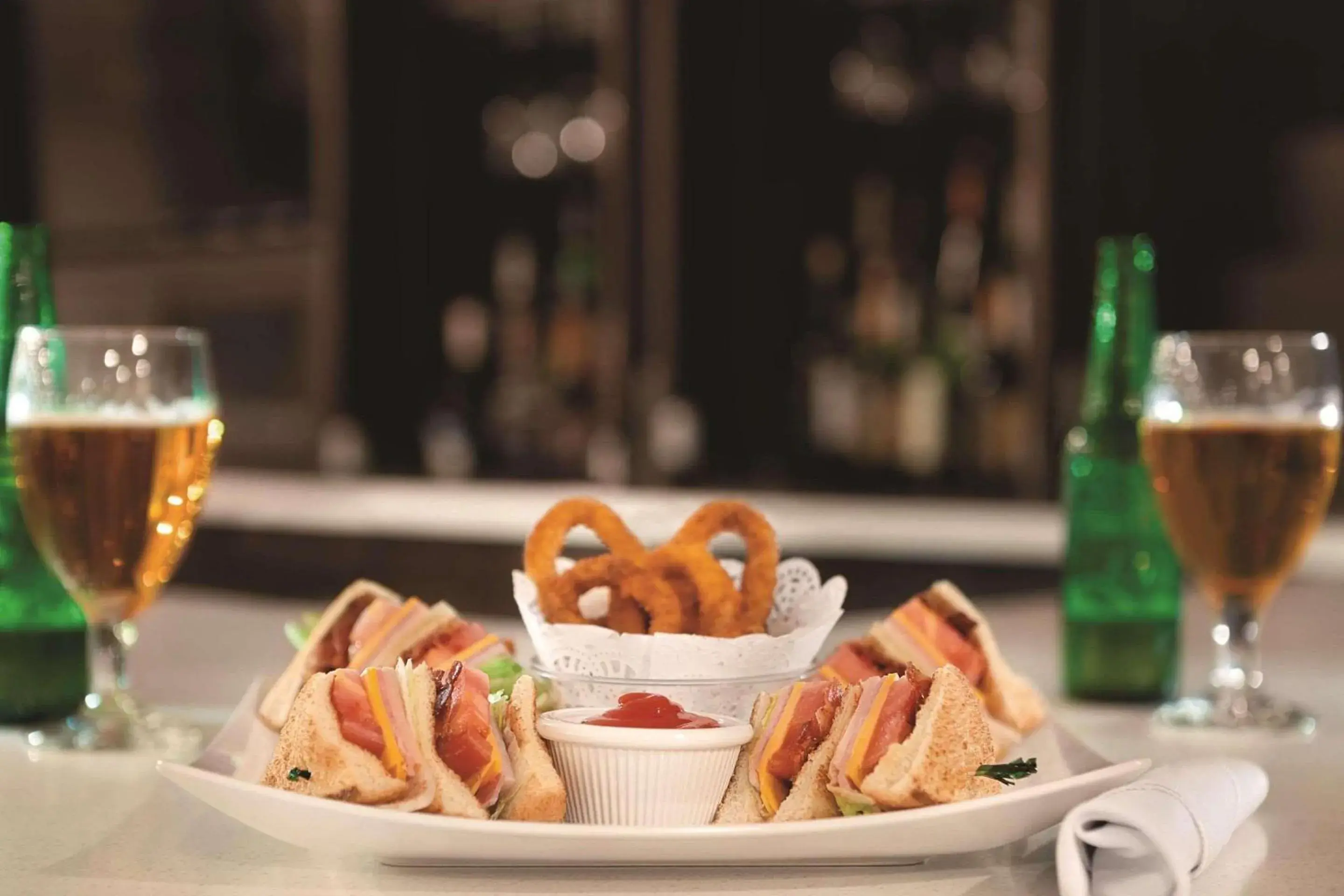 Restaurant/places to eat in Radisson Hotel Charlotte Airport Restaurant/places to eat in Radisson Hotel Charlotte Airport