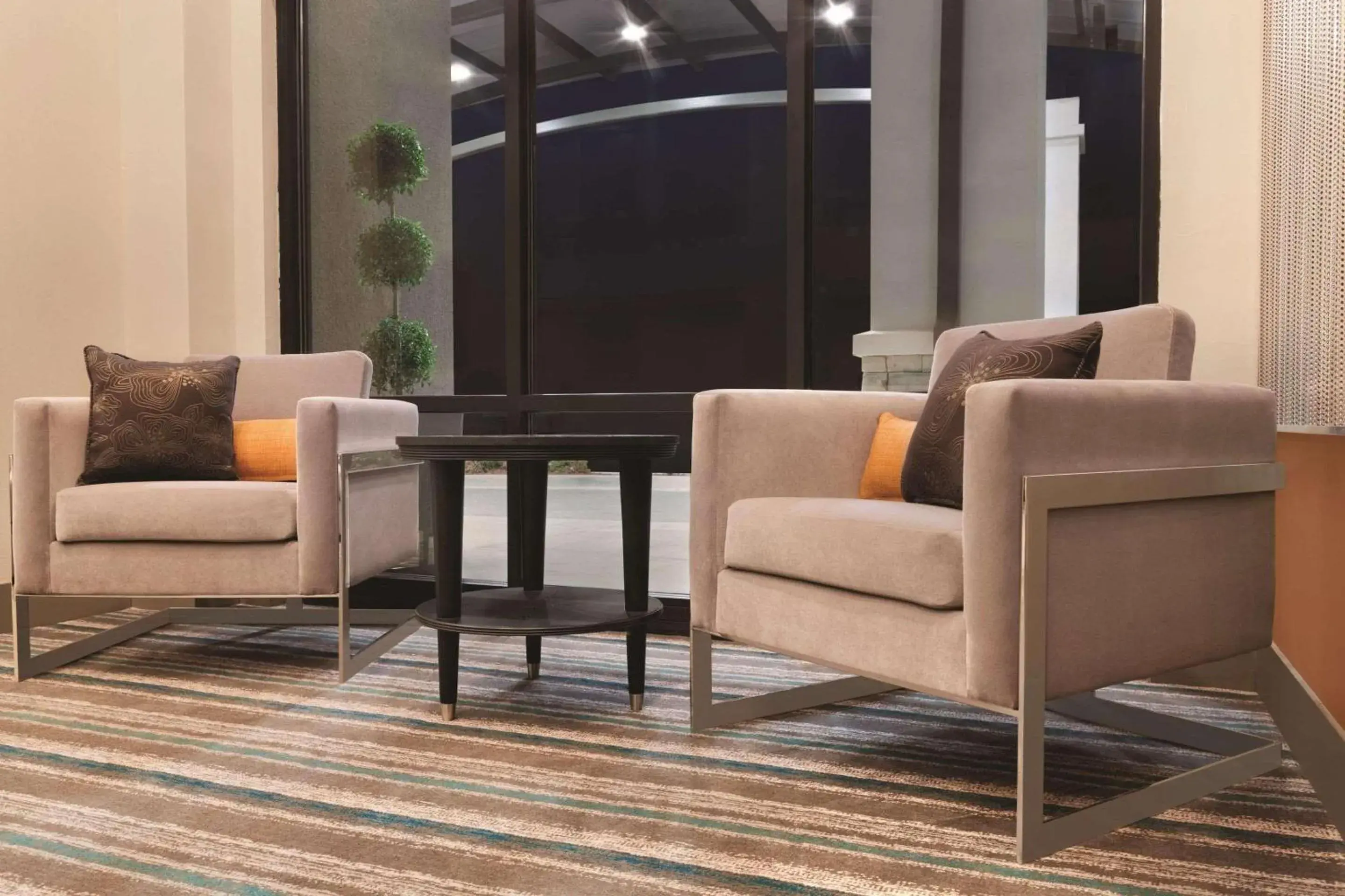 Lobby or reception in Radisson Hotel Charlotte Airport Lobby or reception in Radisson Hotel Charlotte Airport