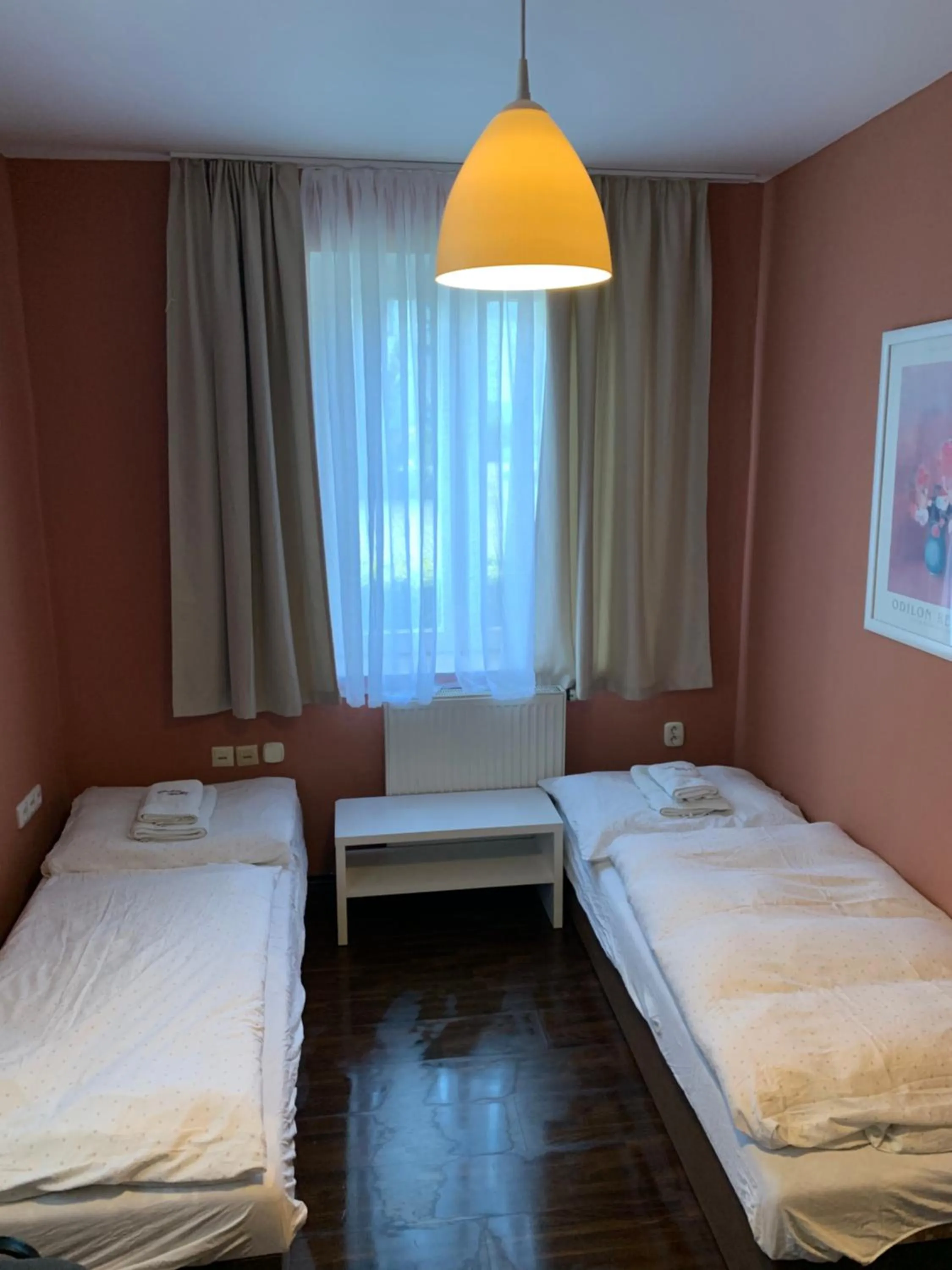 Photo of the whole room, Bed in Pension Eden