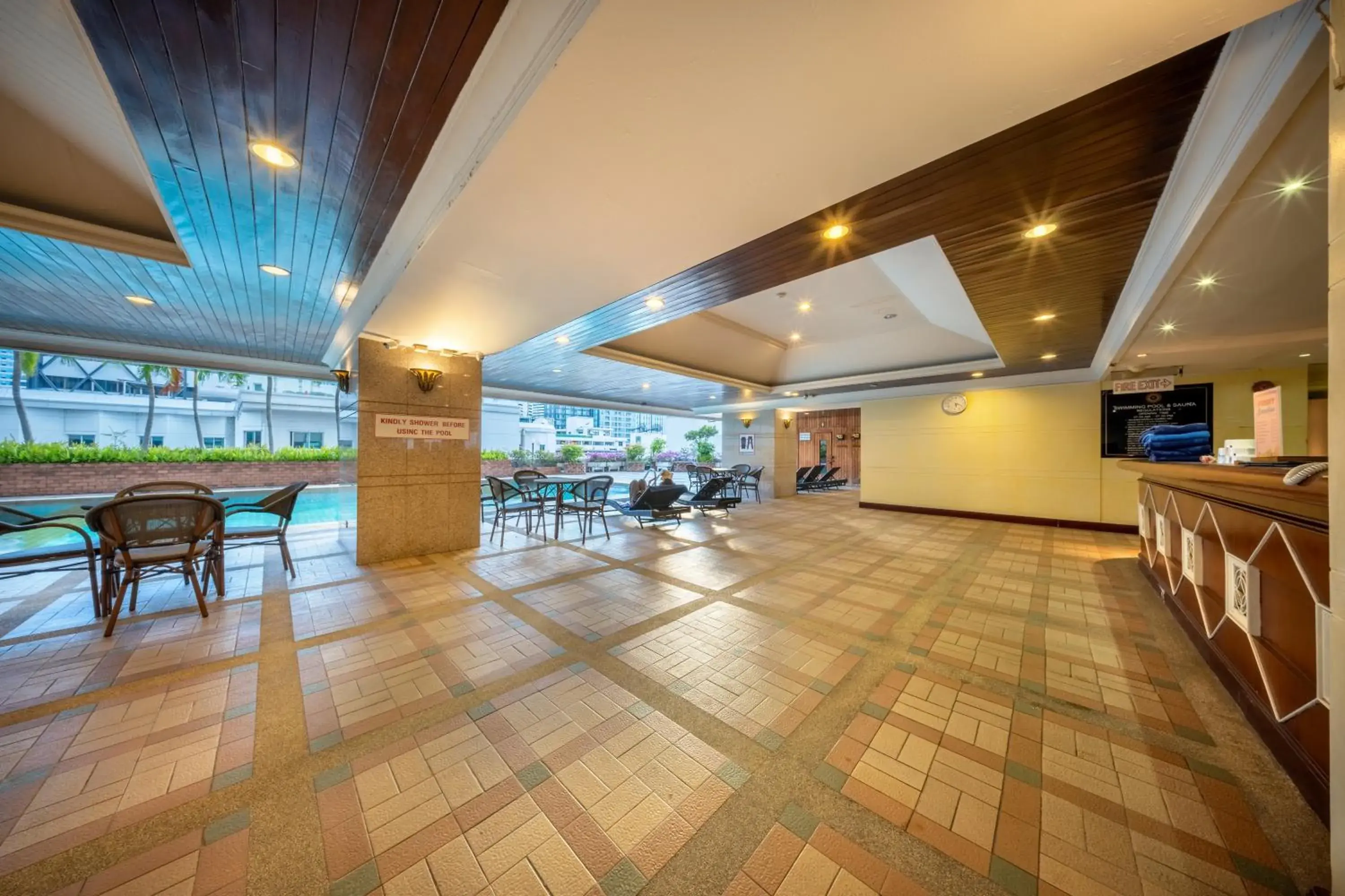 Swimming pool in Royal Benja Hotel - Big Room Family-Friendly Swimming pool in Royal Benja Hotel - Big Room Family-Friendly