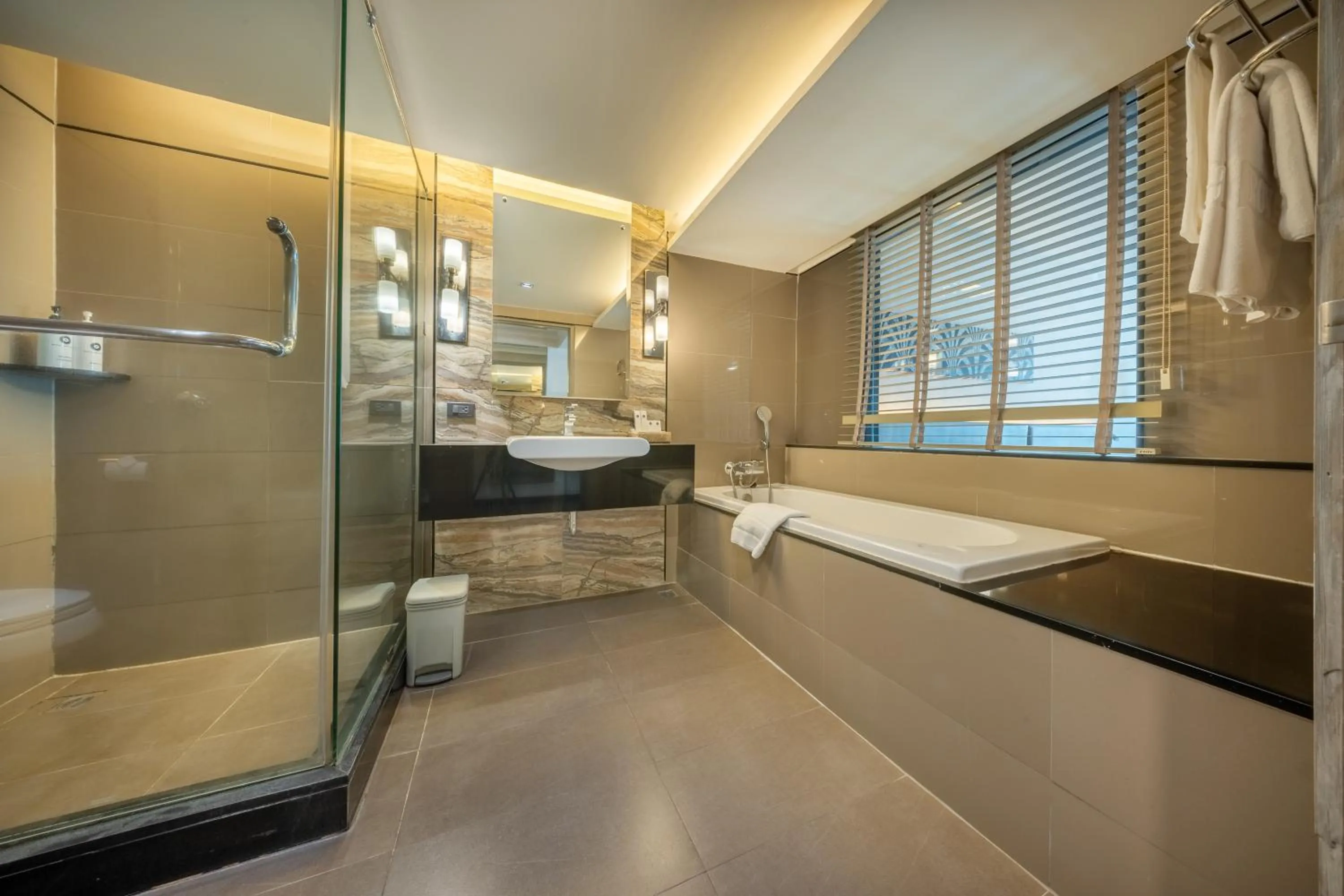 Shower in Royal Benja Hotel - Big Room Family-Friendly