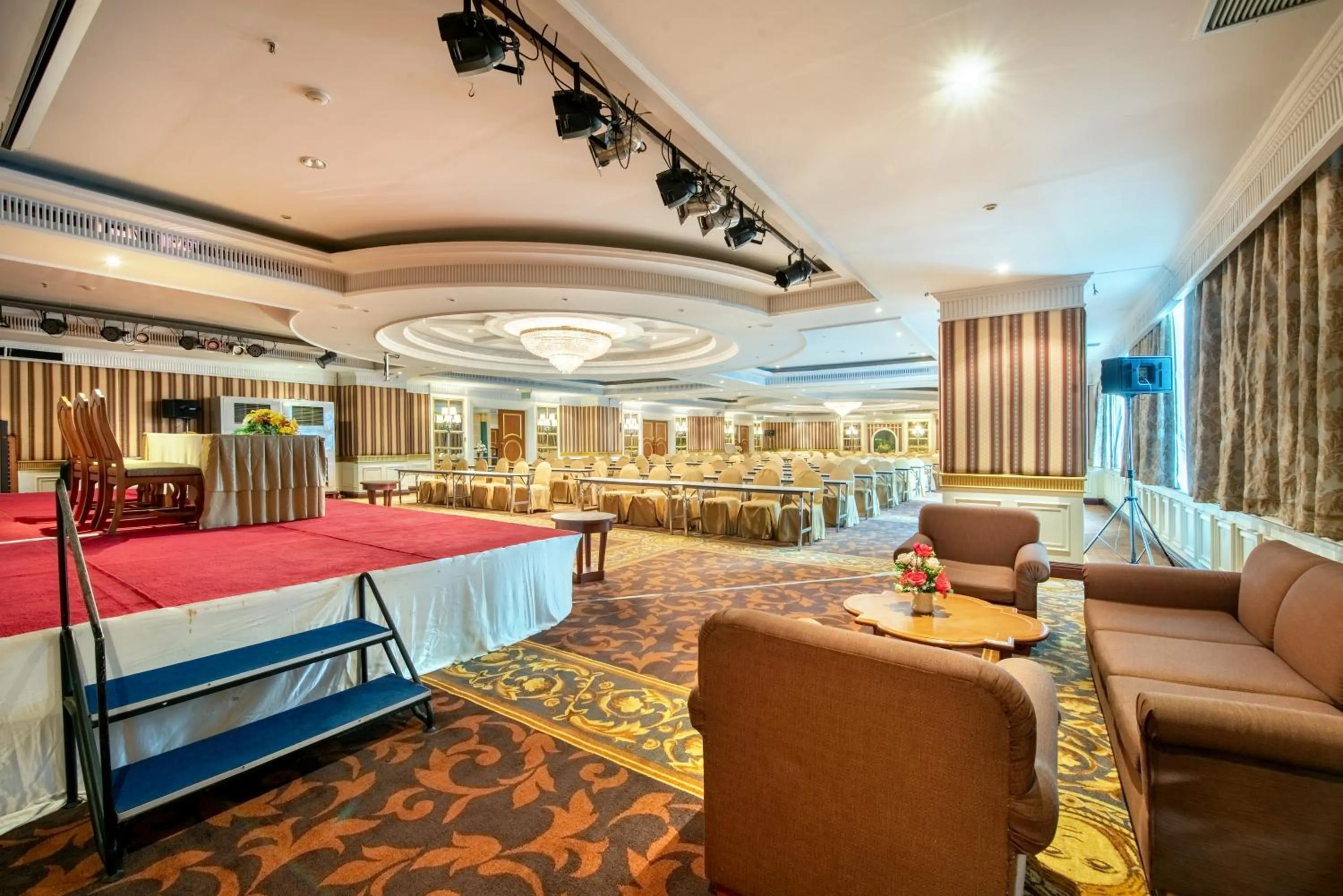 Meeting/conference room in Royal Benja Hotel - Big Room Family-Friendly