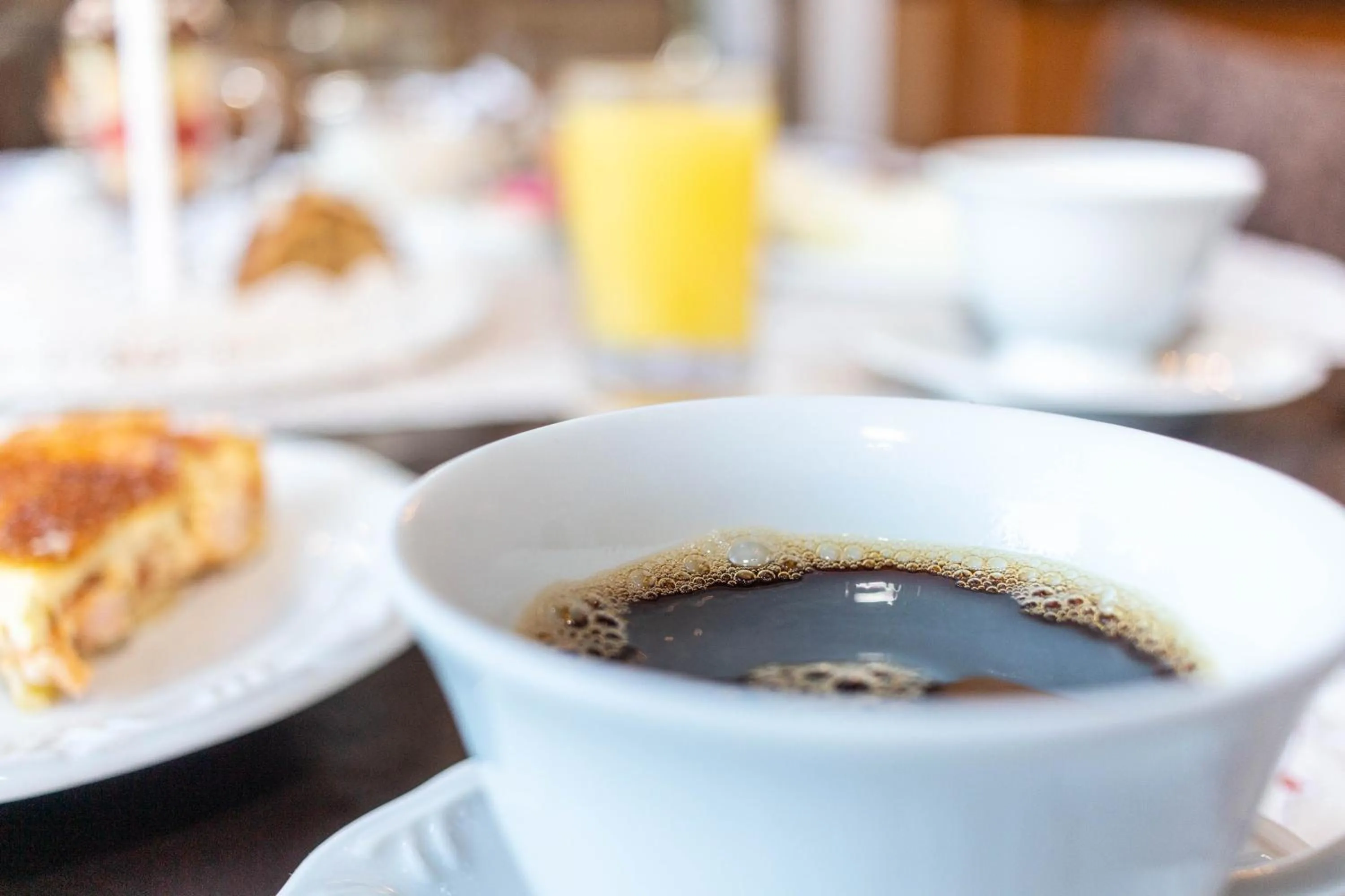 Breakfast in Micheline Hotel Tricot - ao lado da Rua Coberta
