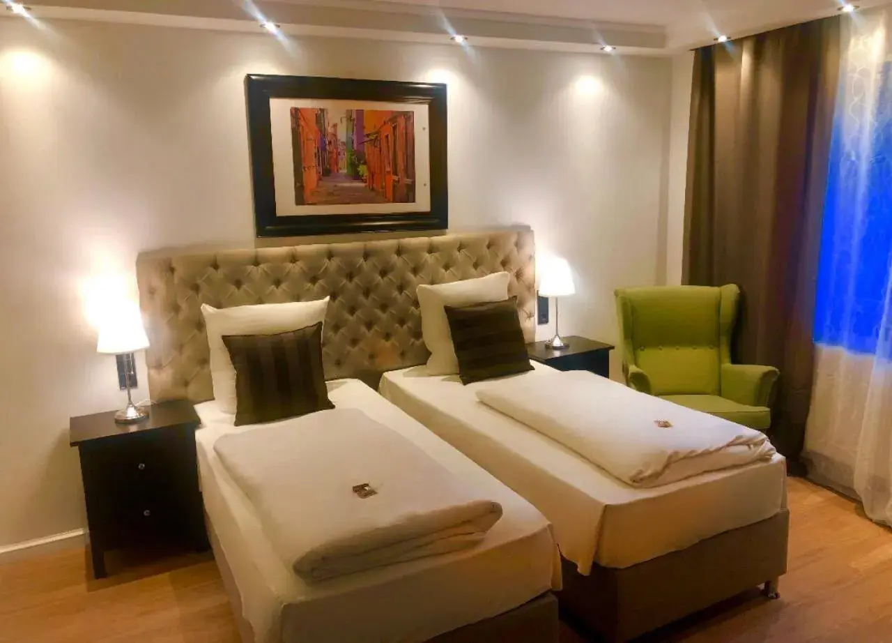 Double or Twin Room in Hotel Ramor Garni Double or Twin Room in Hotel Ramor Garni