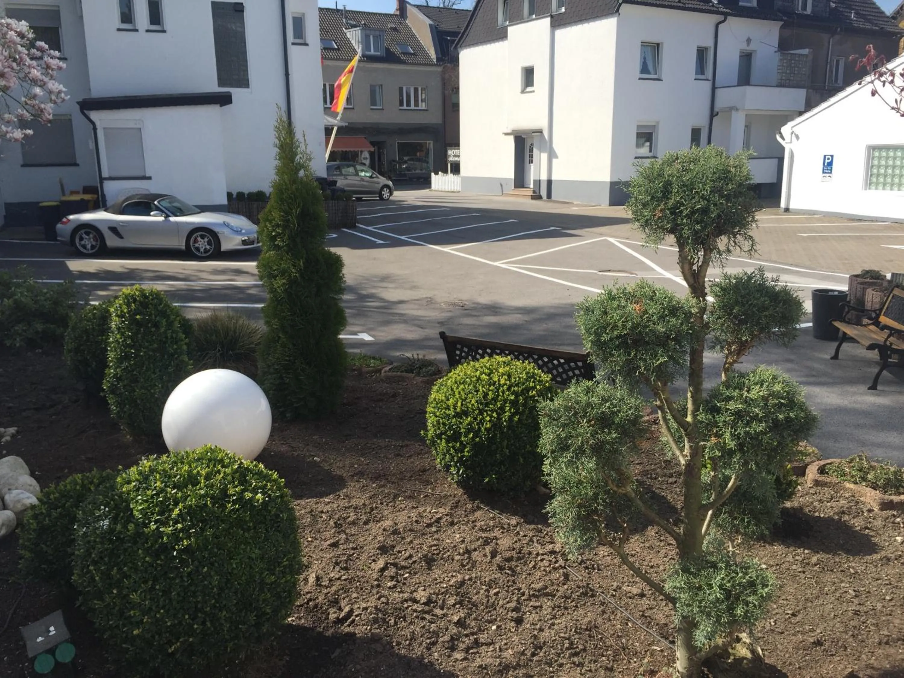 Facade/entrance in Hotel Ramor Garni