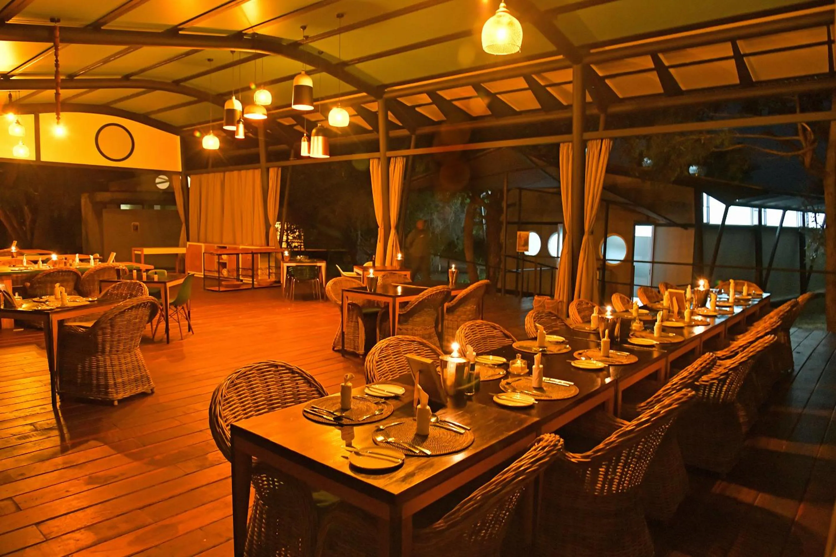 Restaurant/places to eat in Zambezi Mubala Lodge