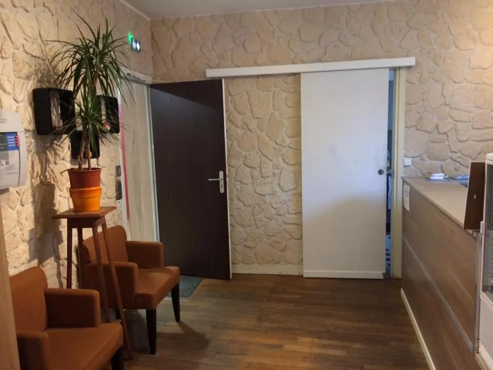 Lobby or reception in Hotel Les Arcades