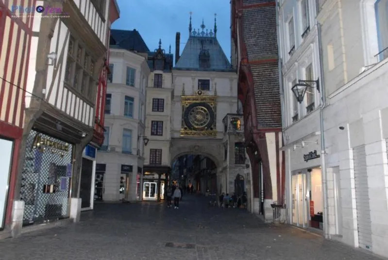 Property building in Hotel Les Arcades