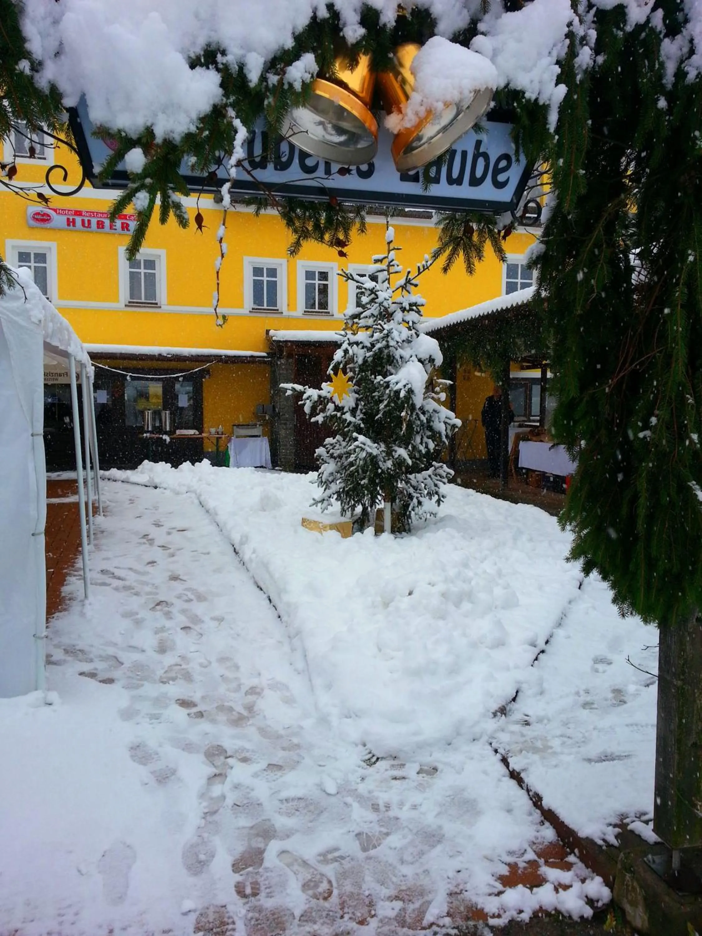 Facade/entrance in Hotel Villa Huber