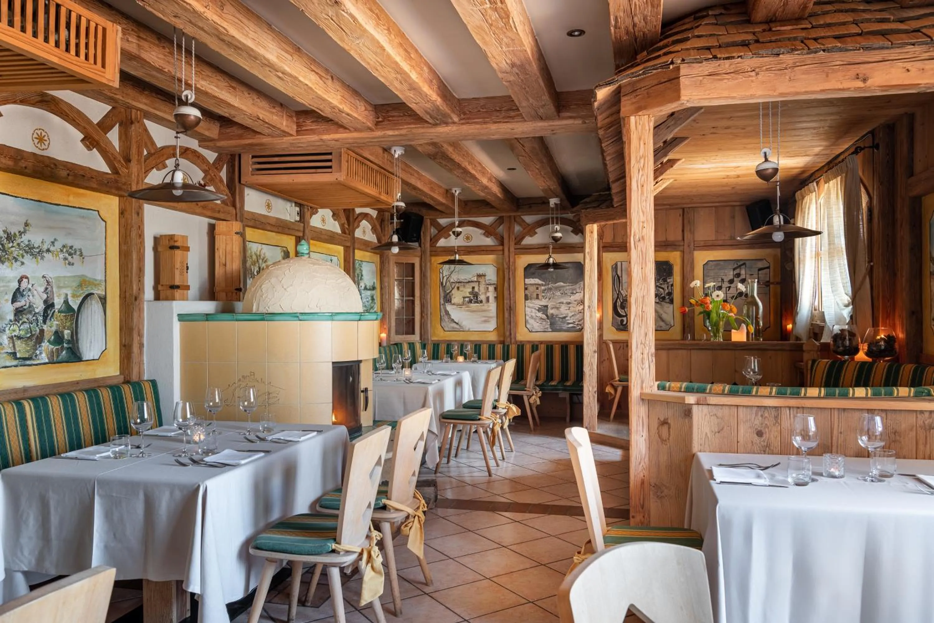 Restaurant/places to eat in Sporting Hotel San Felice