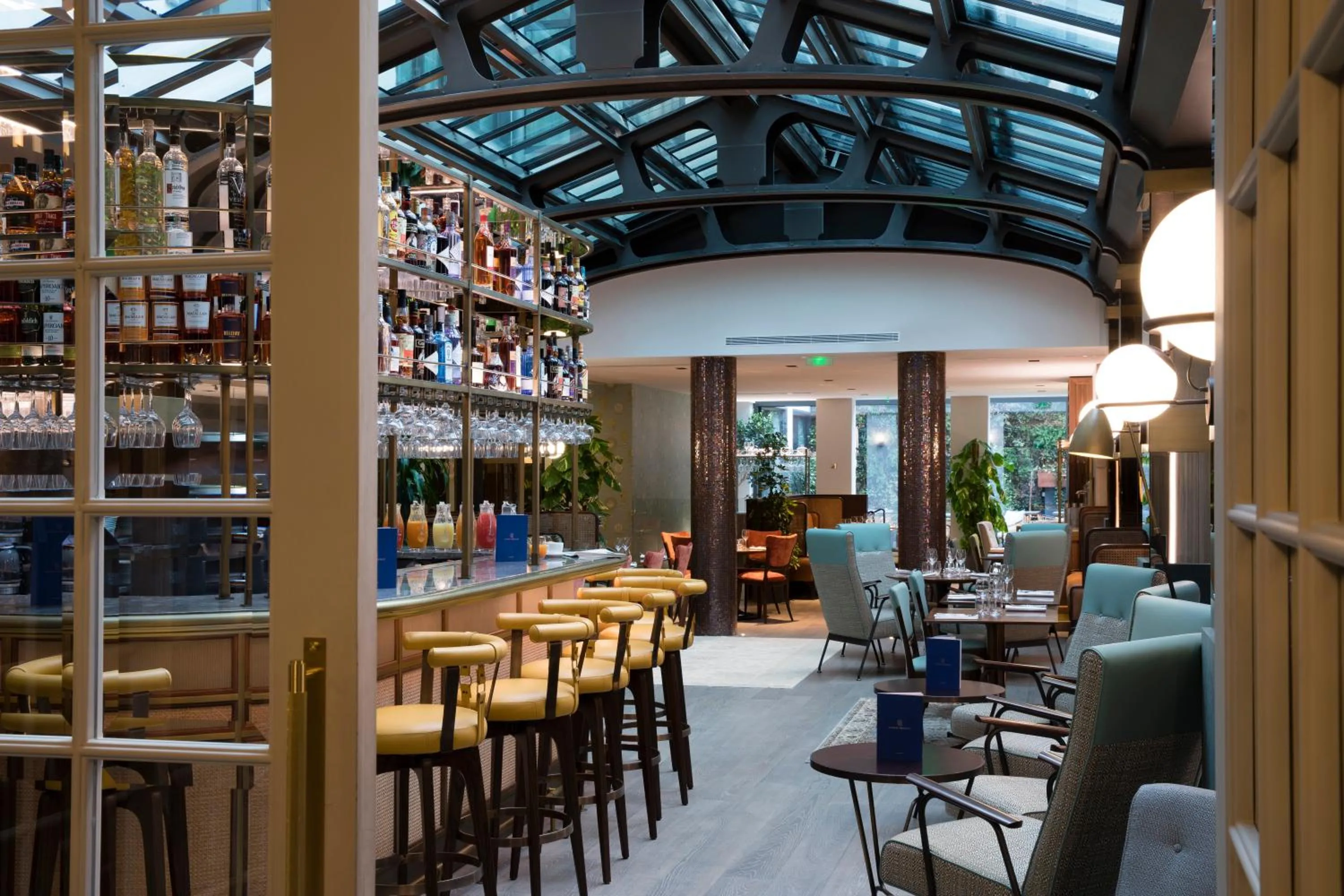 Lounge or bar in Maison Bréguet