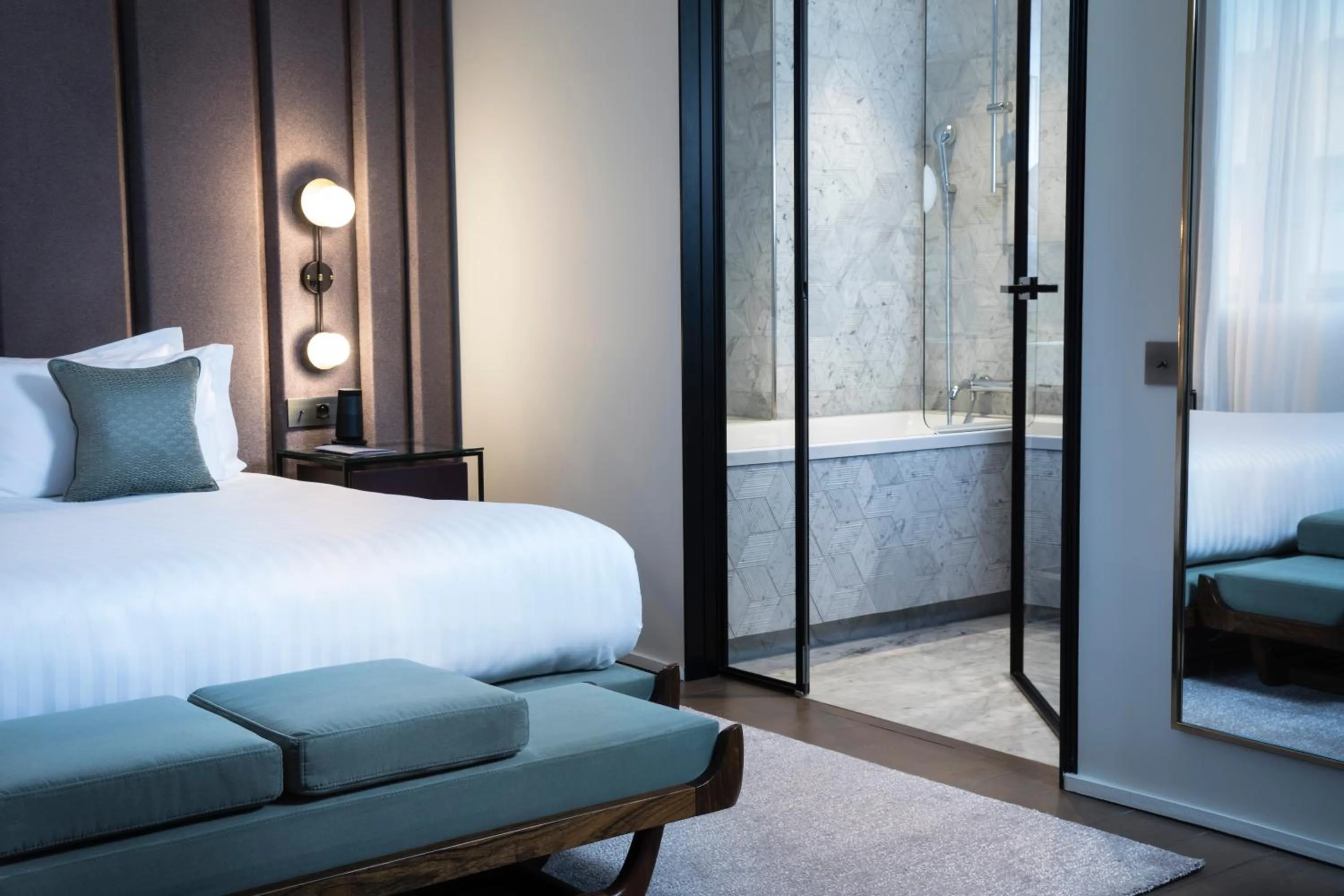 Bedroom, Bed in Maison Bréguet