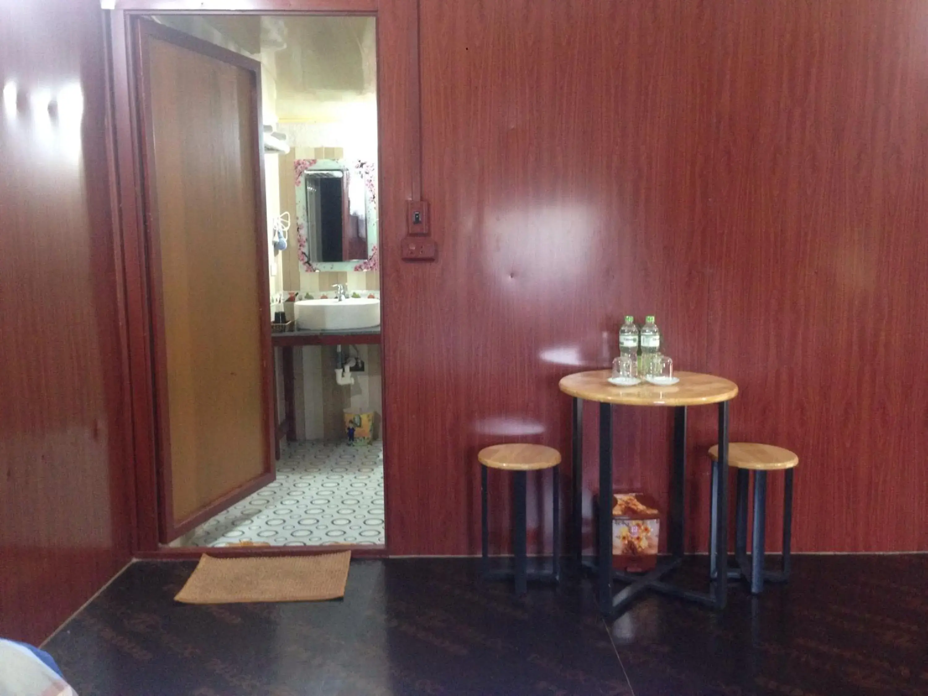 Family Room with Private Bathroom in Green Hill Hostel & Tour Family Room with Private Bathroom in Green Hill Hostel & Tour