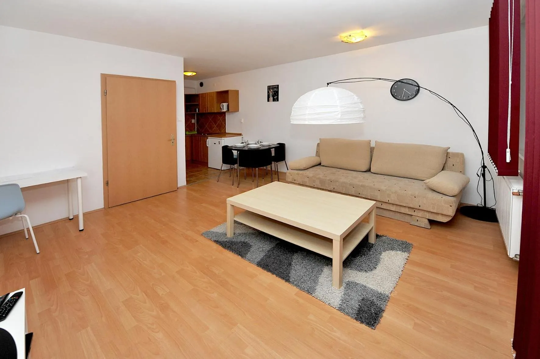 Apartment with Balcony in iHome Apartment 3.0