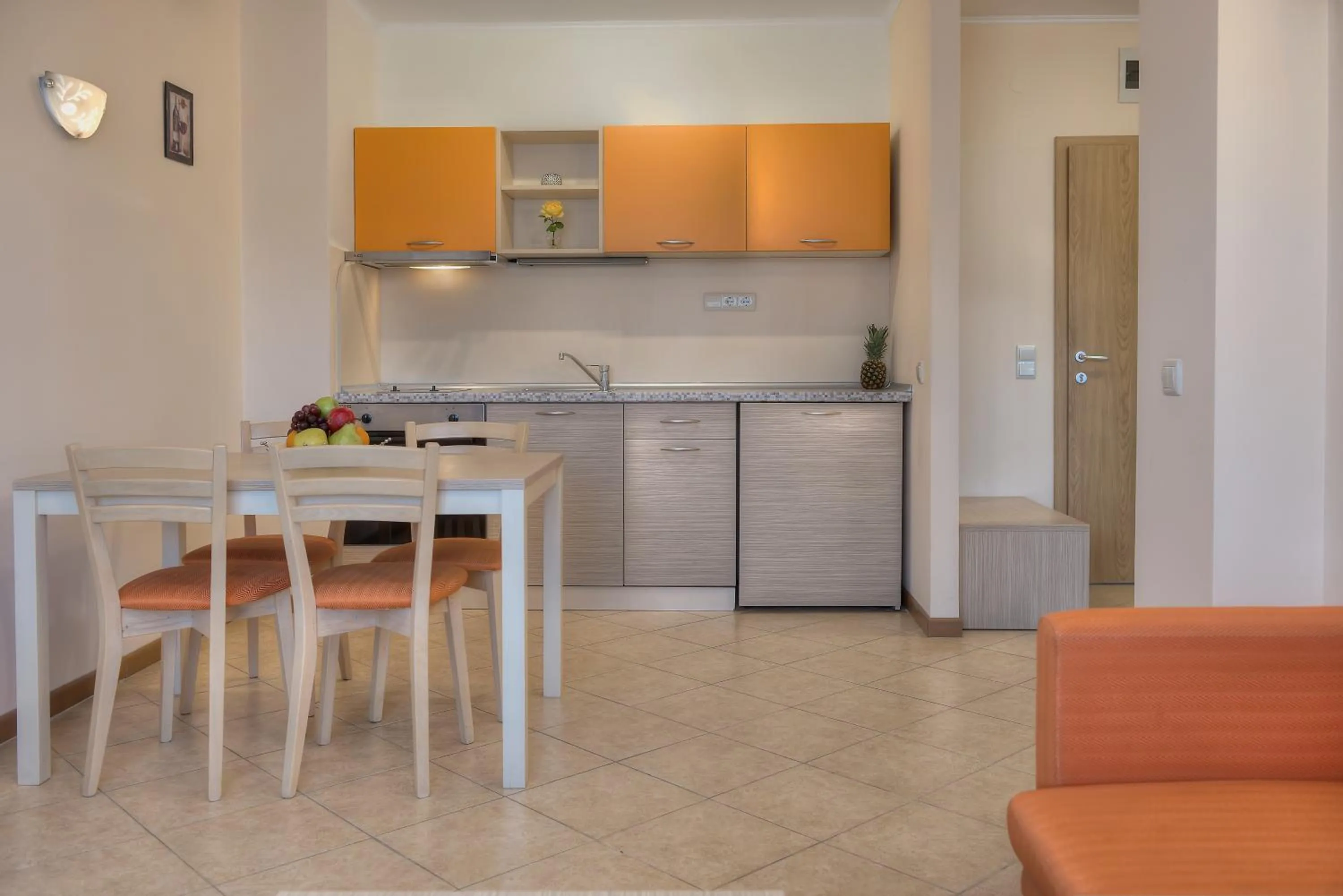 Kitchen or kitchenette in Royal Sun Apartments