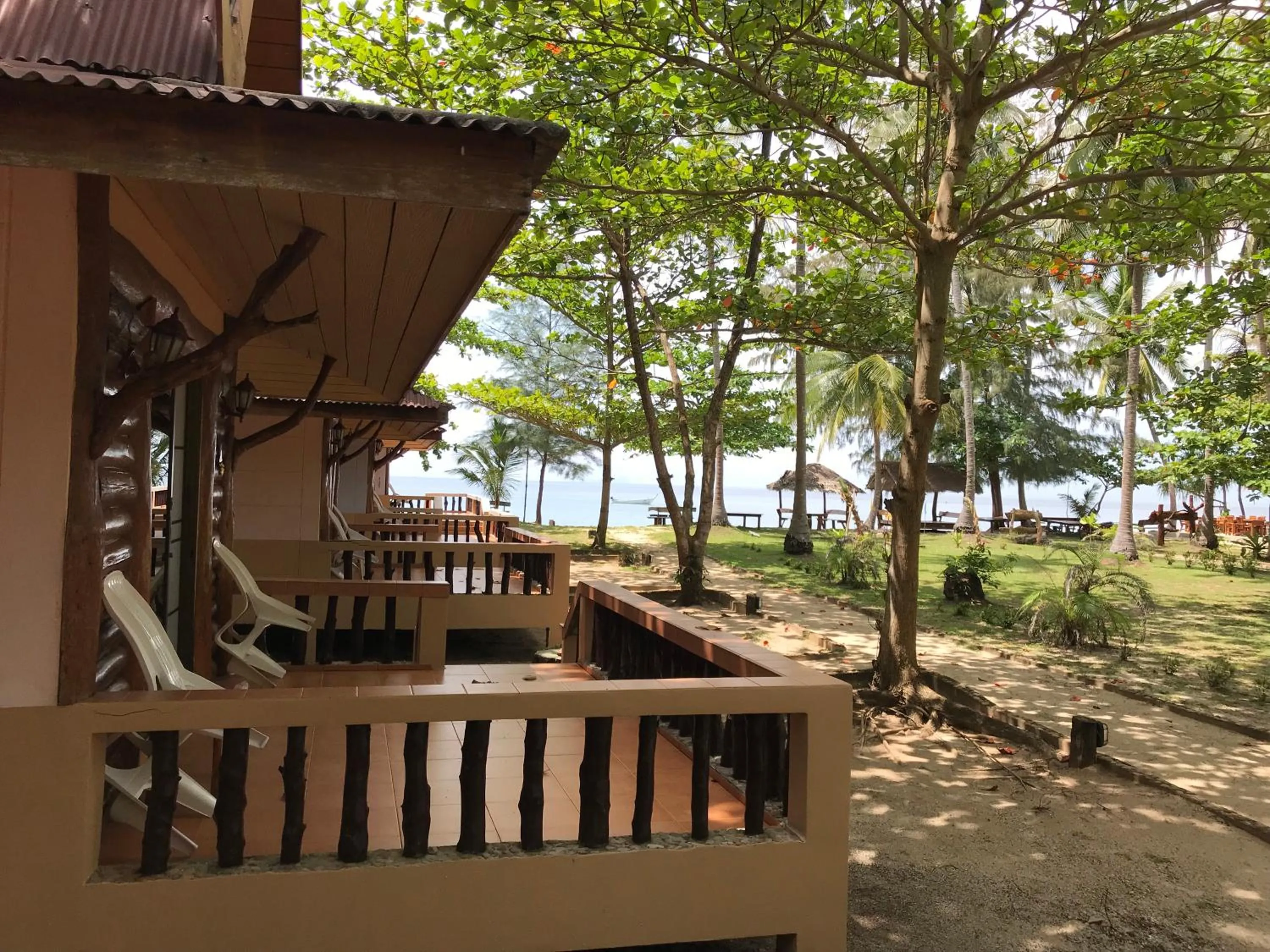 Patio in Season Bungalow