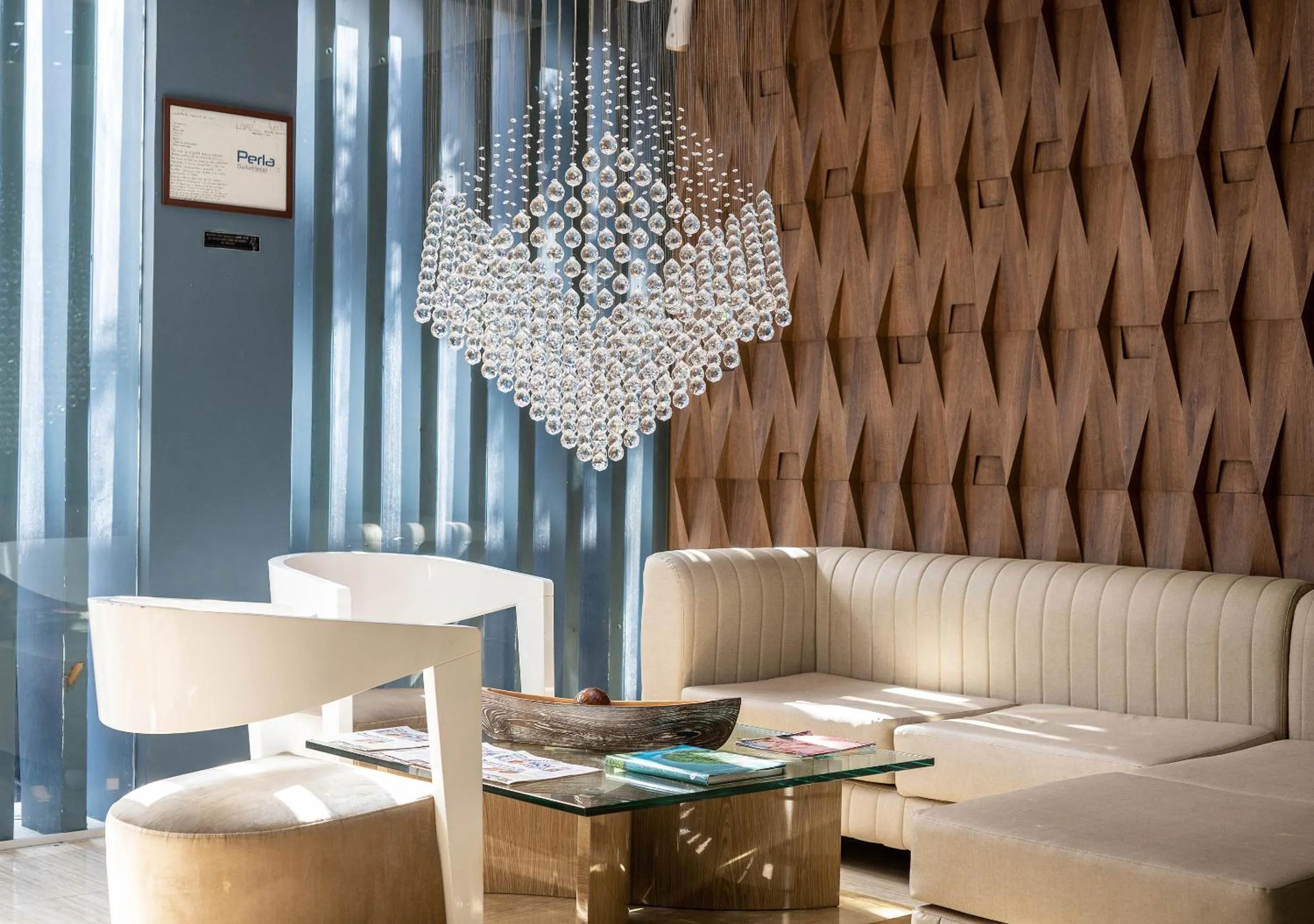 Lobby or reception in Hotel Perla Suite Santa Marta