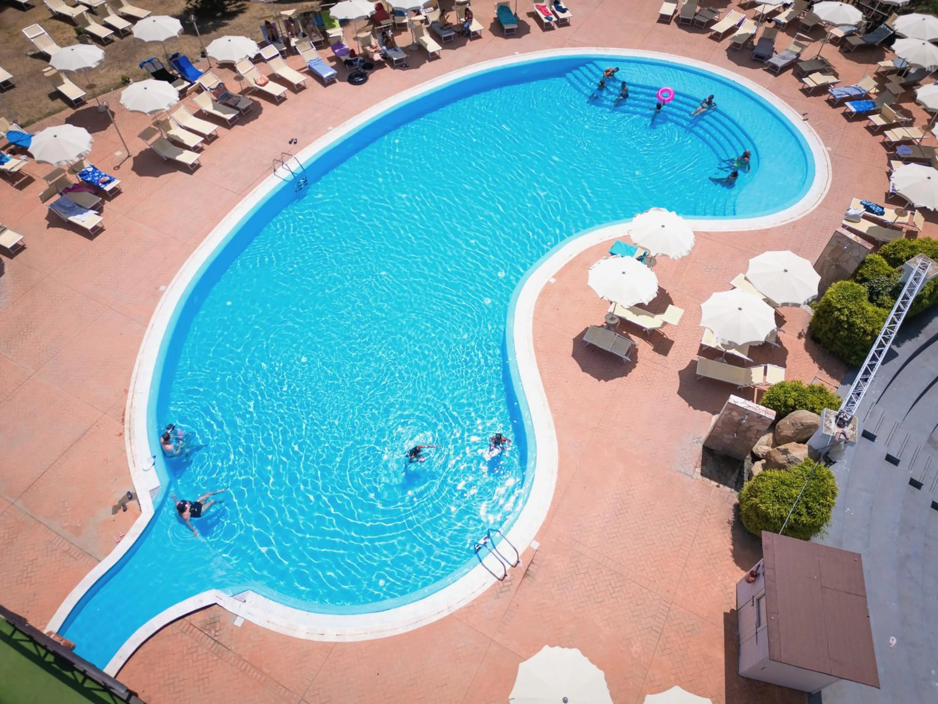 Day in Cala Della Torre Resort