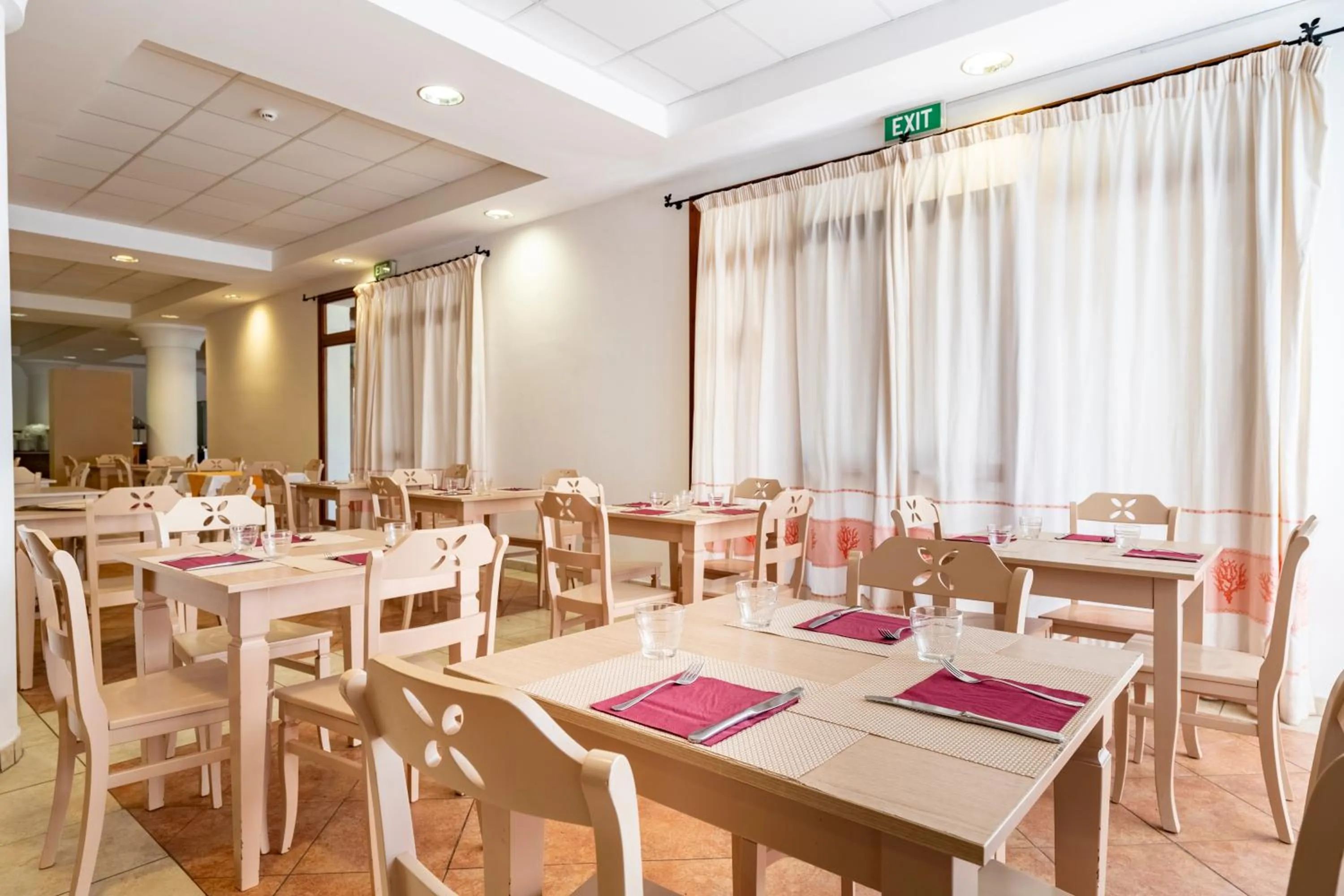 Restaurant/places to eat in Cala Della Torre Resort