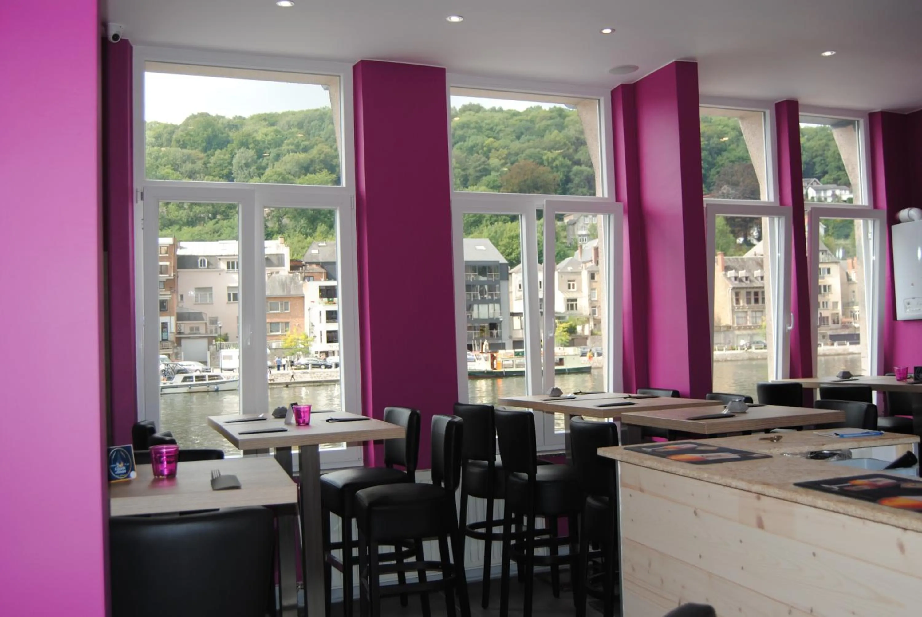 Restaurant/places to eat in L'Inattendu "sur la croisette" Dinant centre