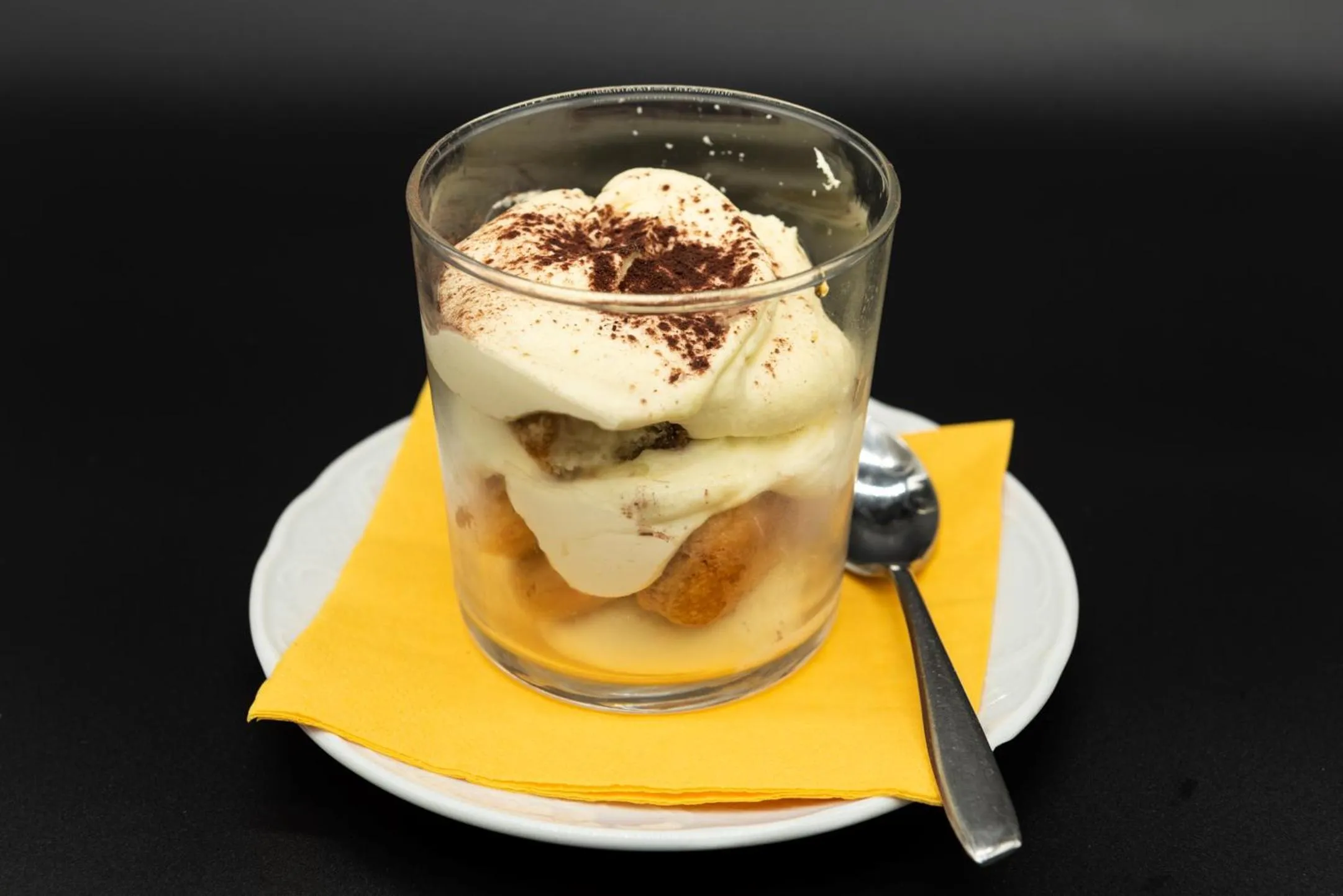 Food and drinks in Hotel Lumin