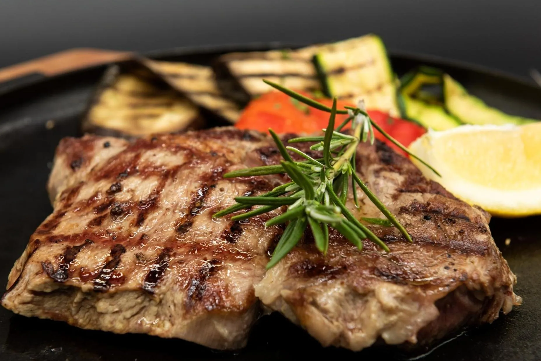 Food and drinks in Hotel Lumin