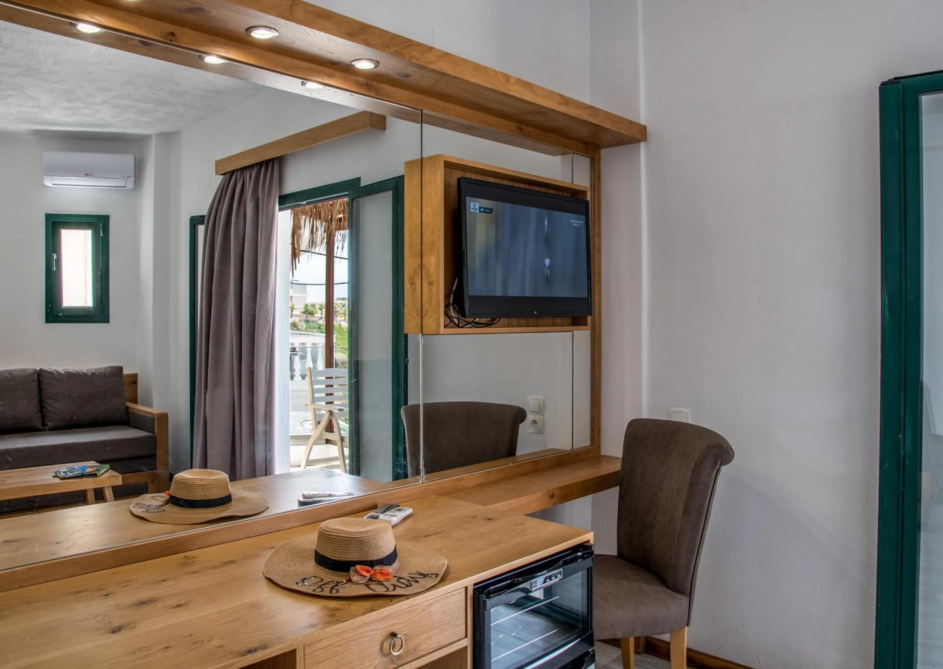 TV and multimedia in Porto Greco Village Beach Hotel