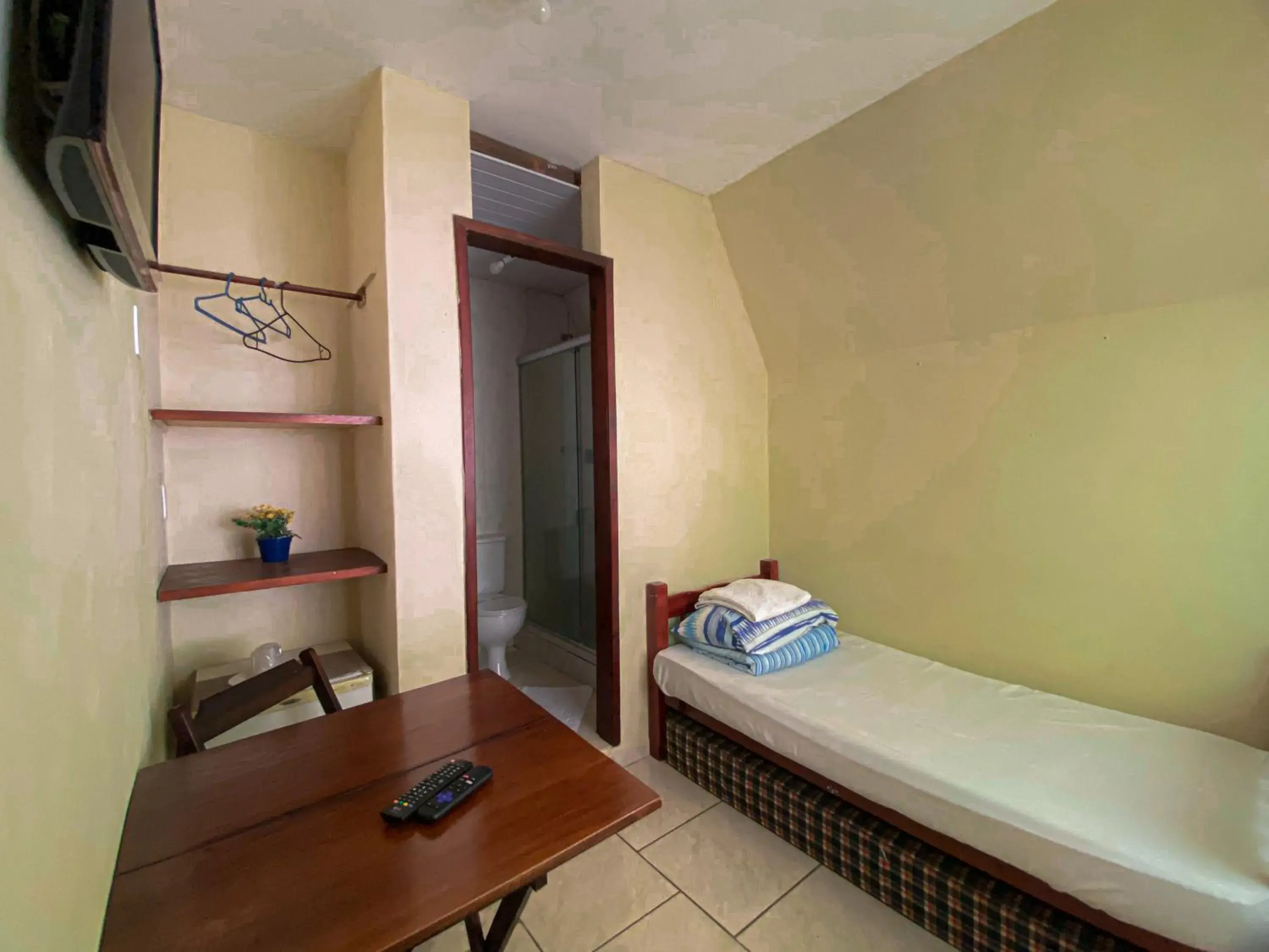 Triple Room in Pousada Chale da Montanha Triple Room in Pousada Chale da Montanha