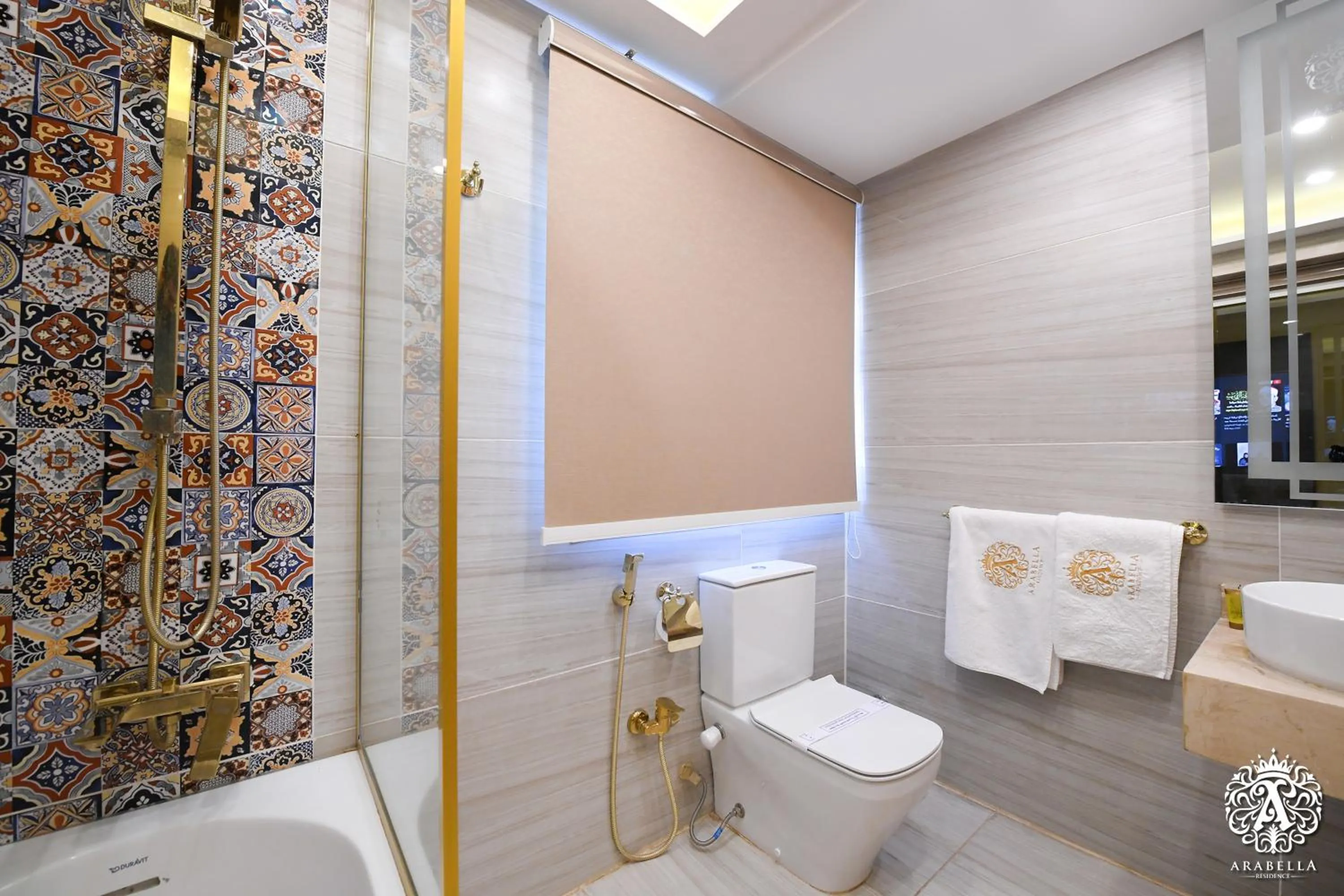 Shower in Arabella Residence