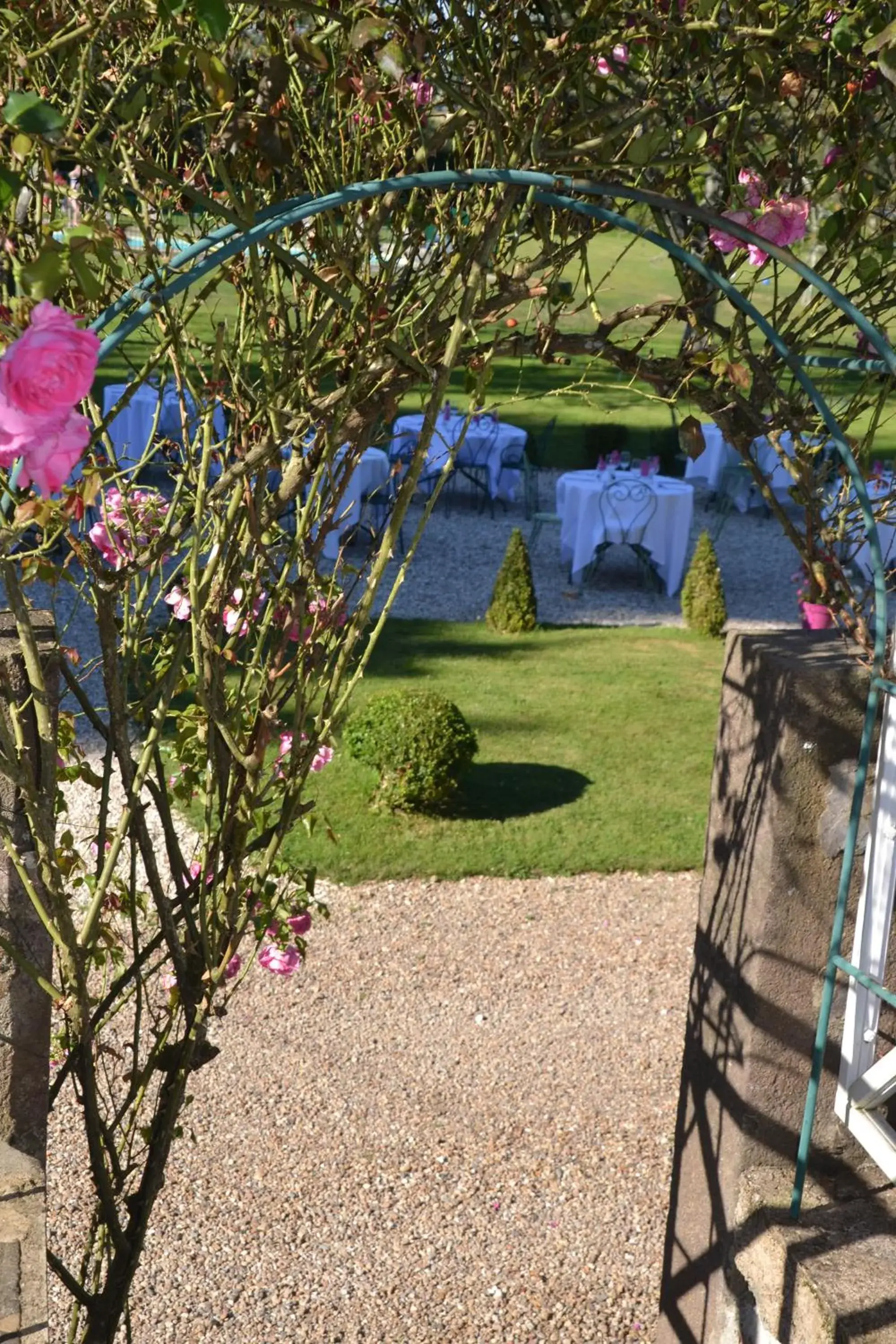 Deluxe Bungalow with Garden View in Hôtel les Grands Chênes Deluxe Bungalow with Garden View in Hôtel les Grands Chênes