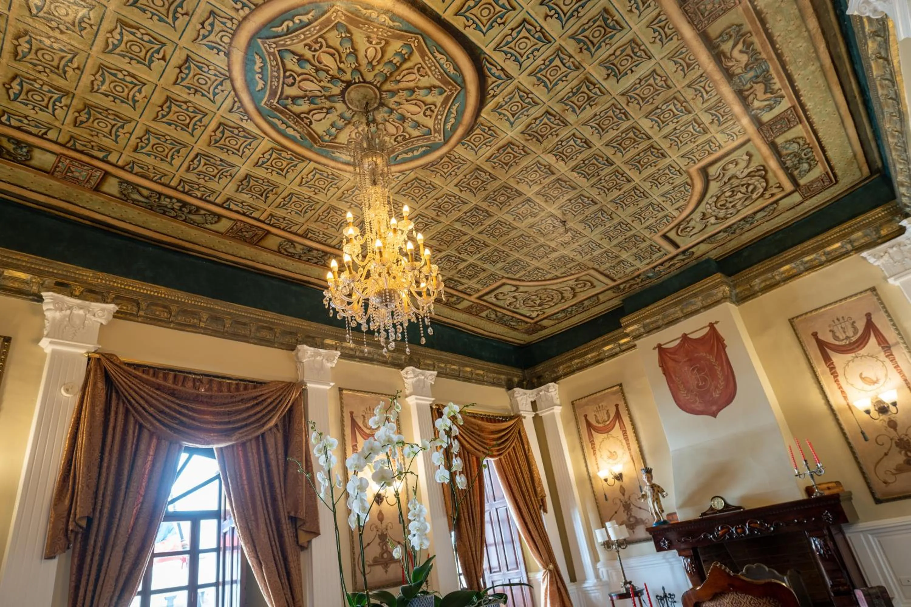 Property building in Hotel Boutique Santa Lucia