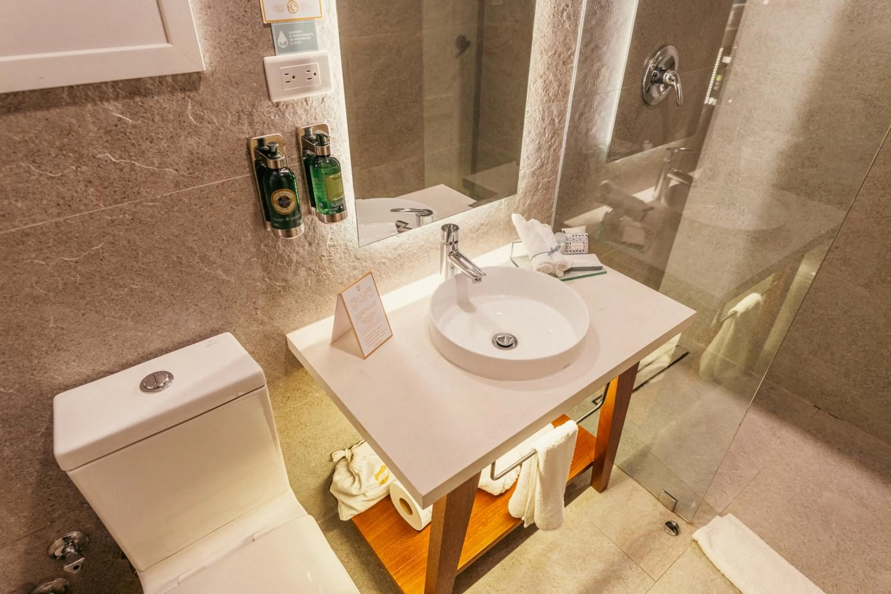 Bathroom in Hotel Boutique Santa Lucia