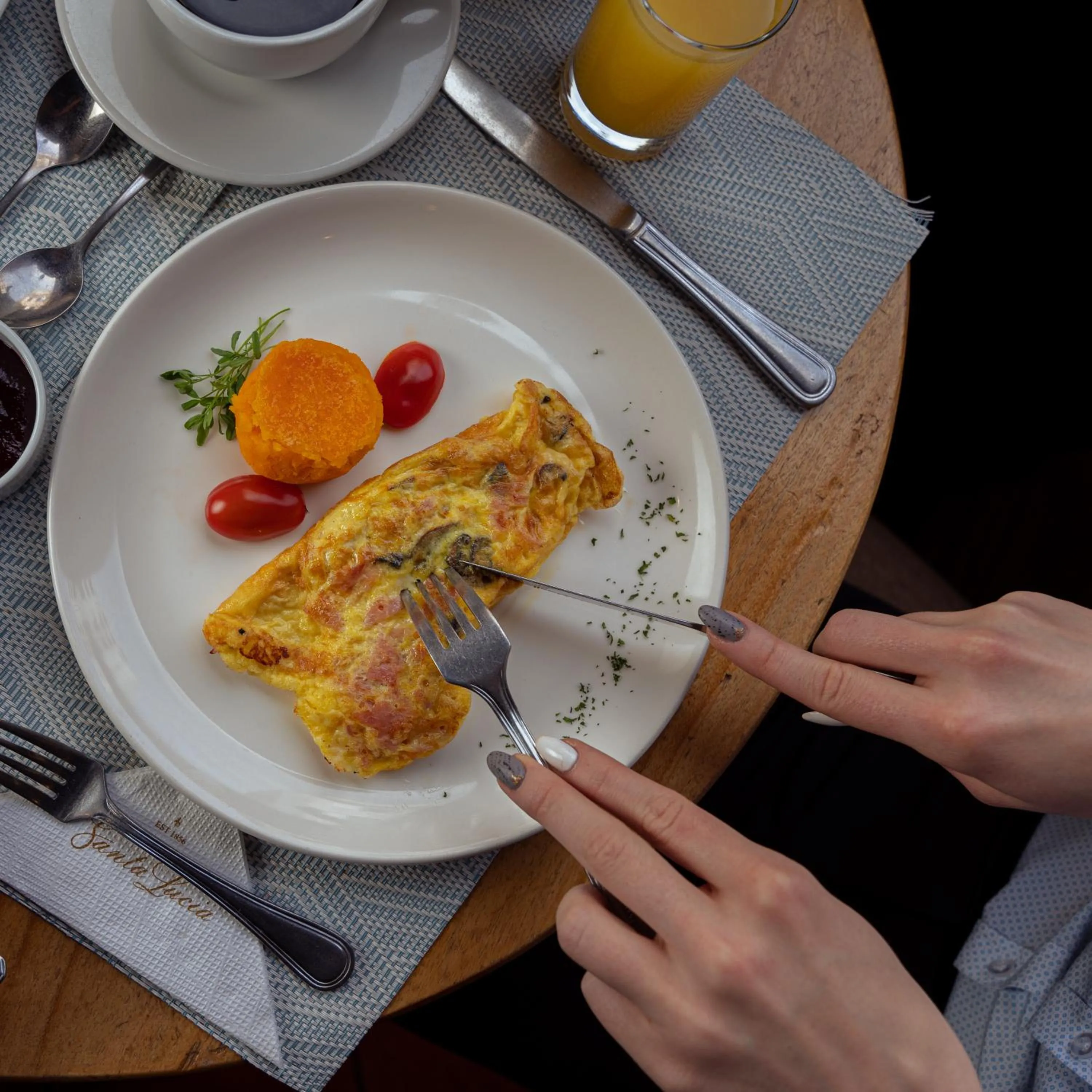 Breakfast in Hotel Boutique Santa Lucia
