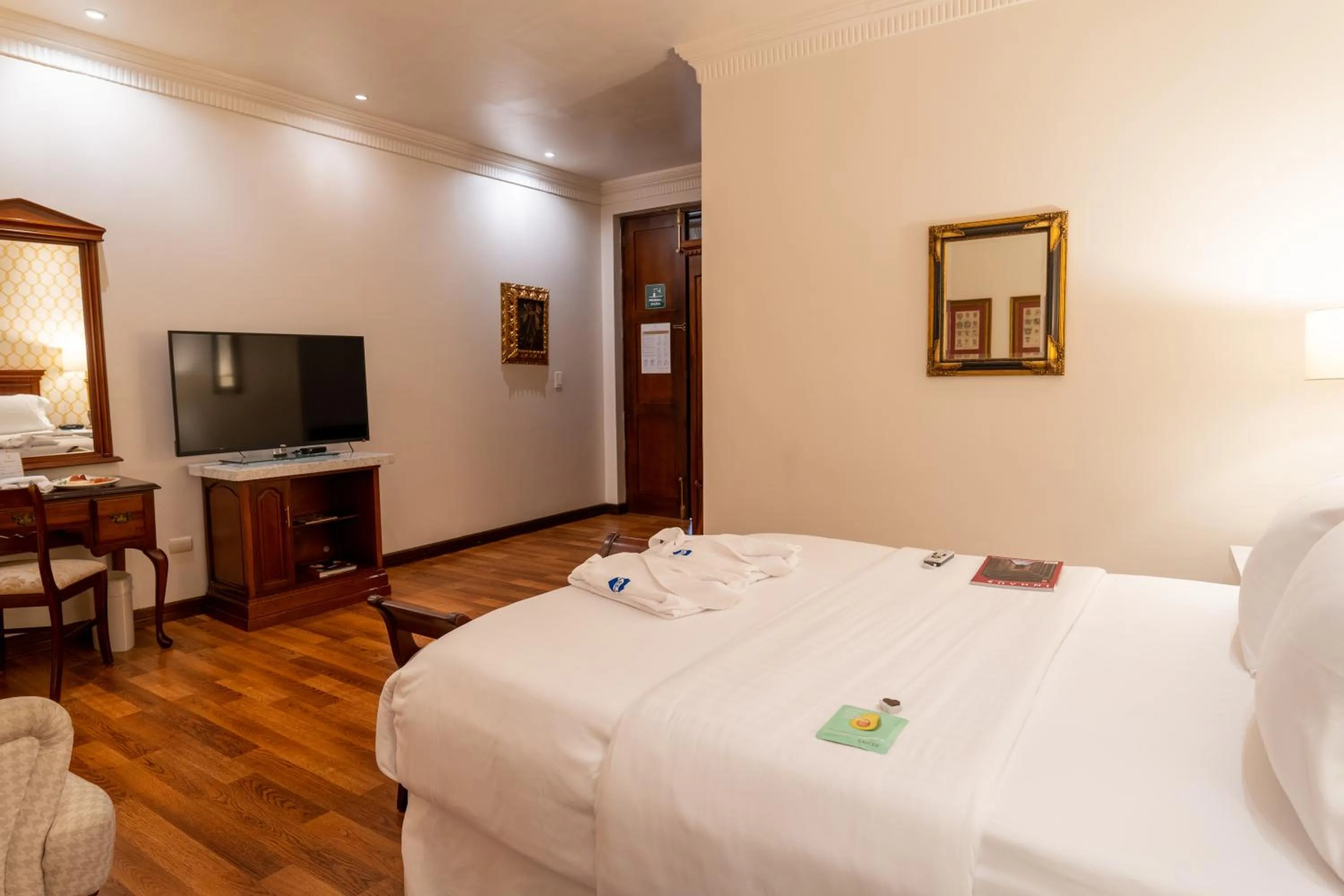 Photo of the whole room, Bed in Hotel Boutique Santa Lucia