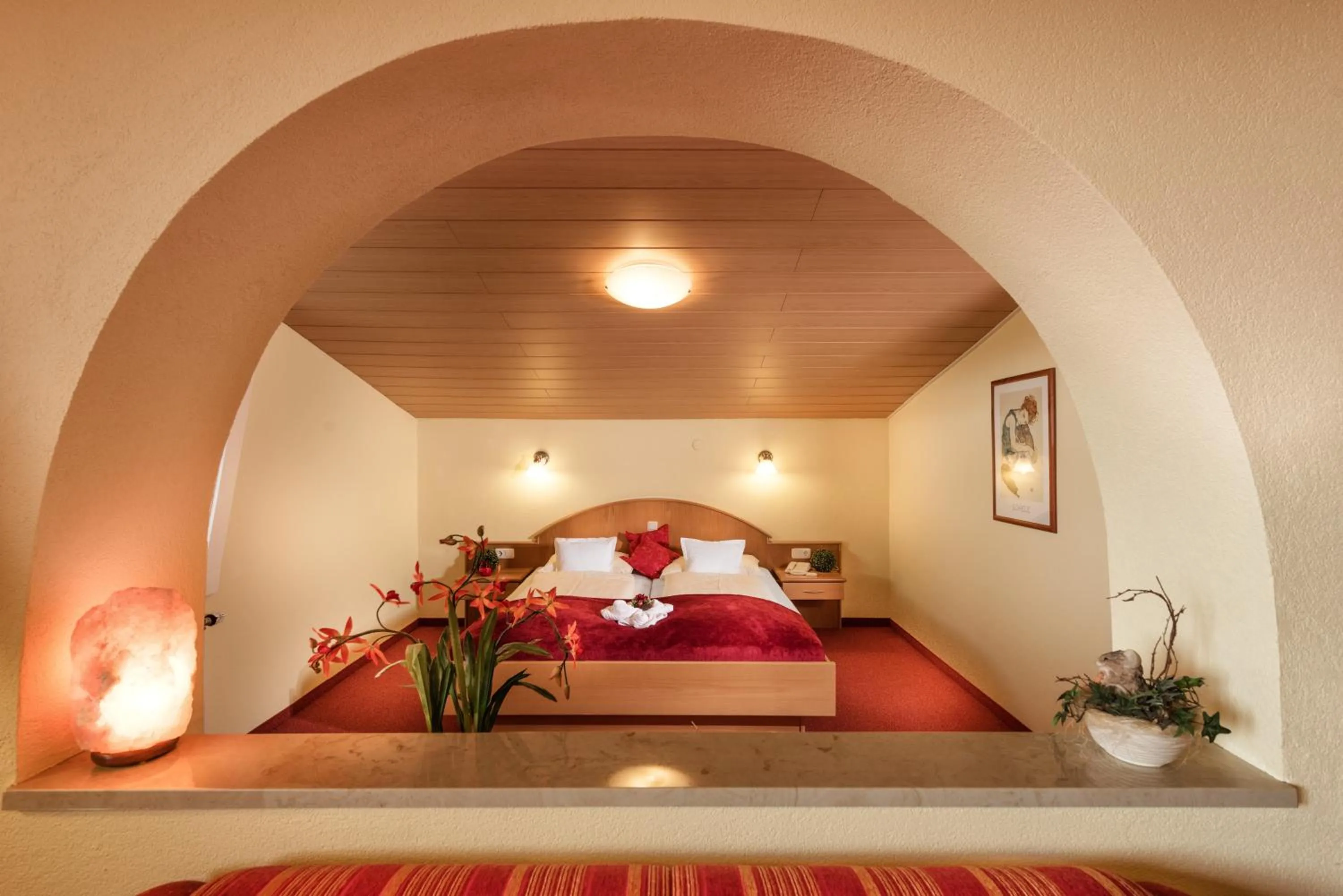 Photo of the whole room, Bed in Hotel Lohninger-Schober 3 Stern Superior