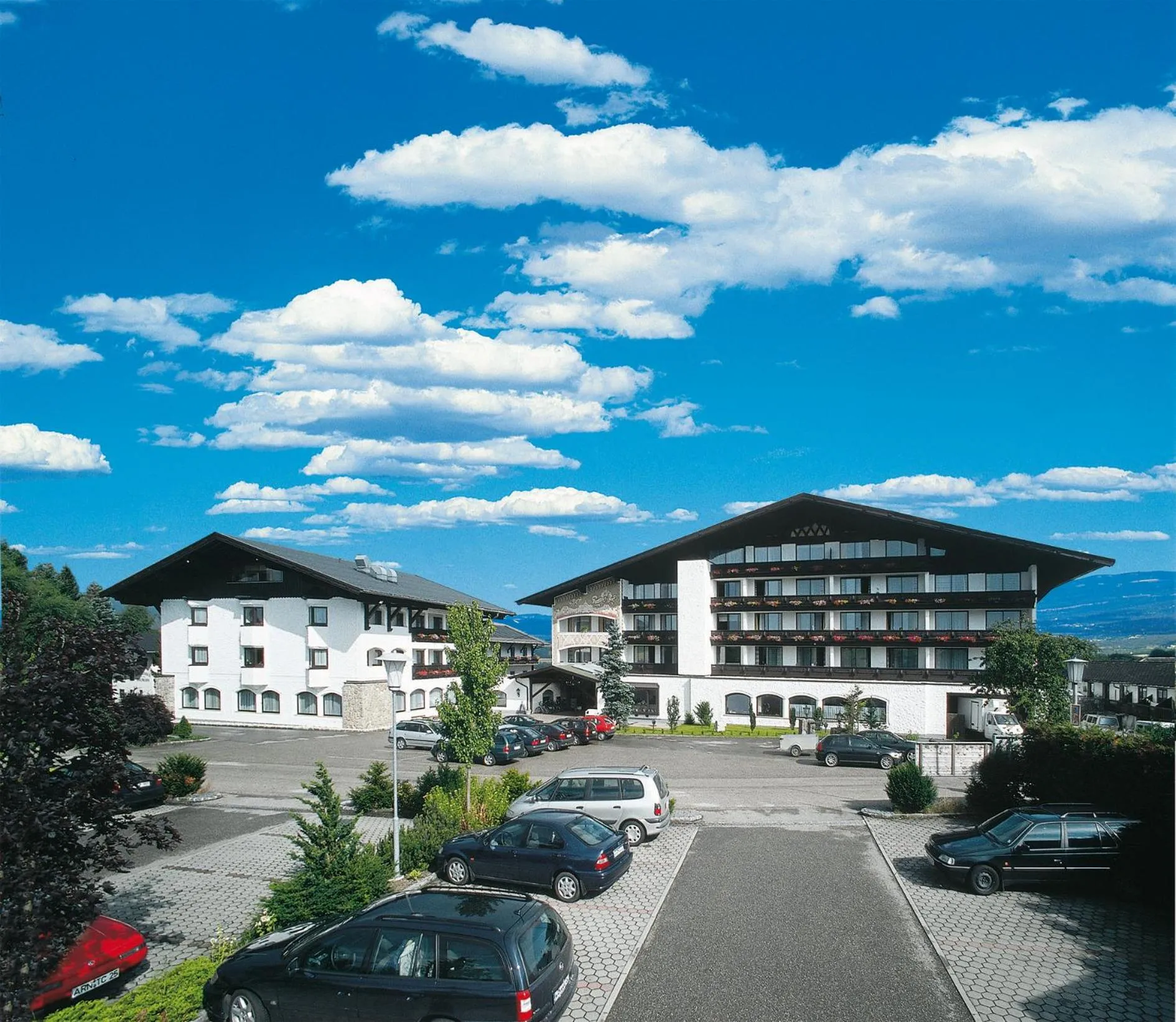 Facade/entrance in Hotel Lohninger-Schober 3 Stern Superior