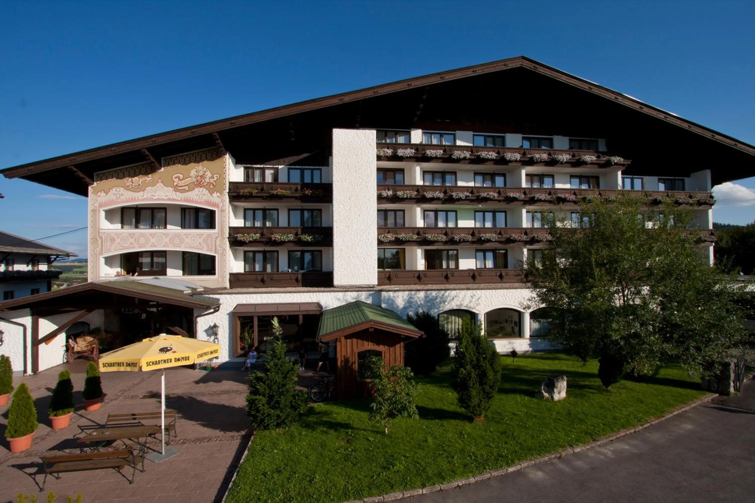 Facade/entrance in Hotel Lohninger-Schober 3 Stern Superior