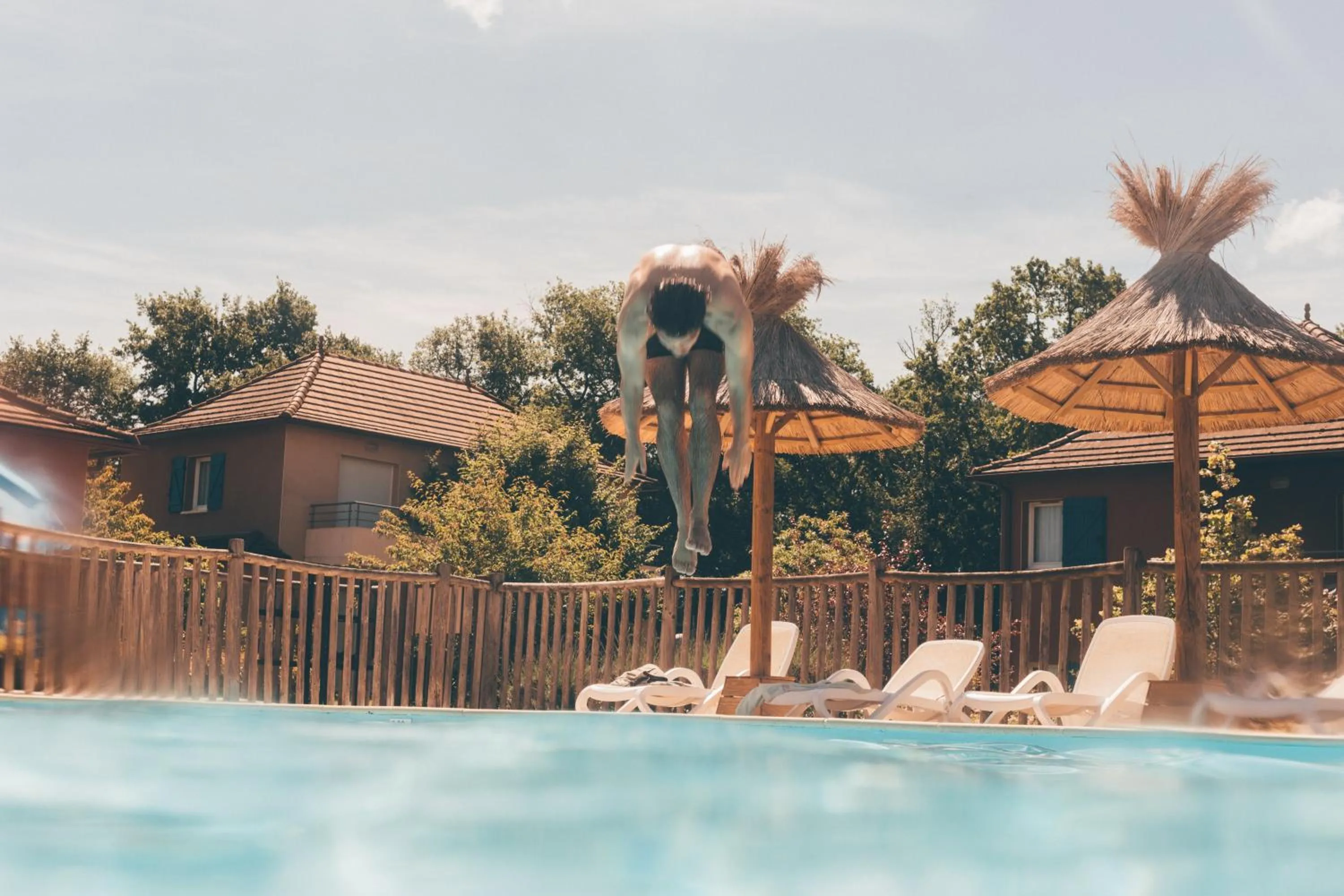 Swimming pool in Terres de France - Domaine de Claire Rive