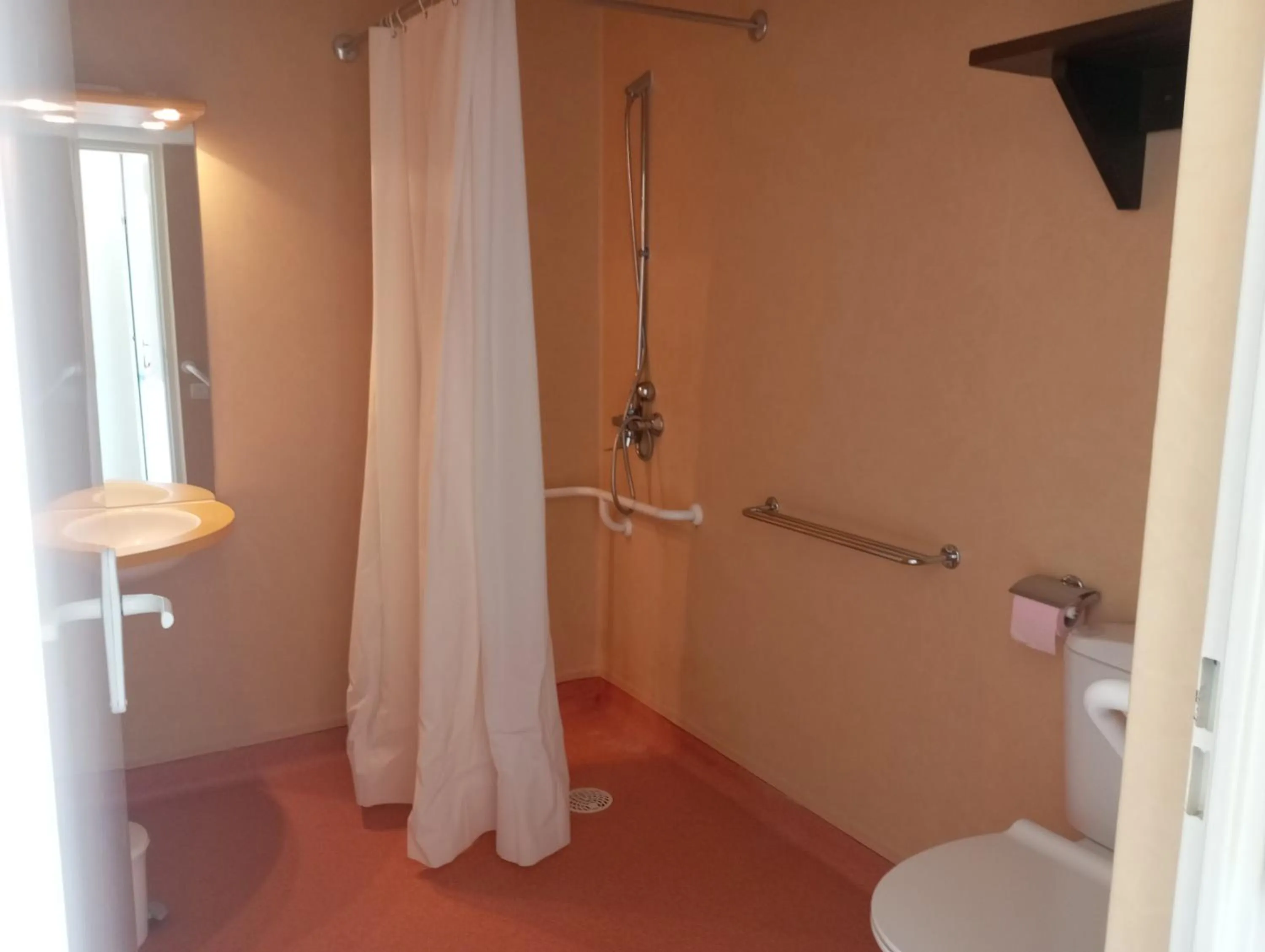 Bathroom in Terres de France - Domaine de Claire Rive