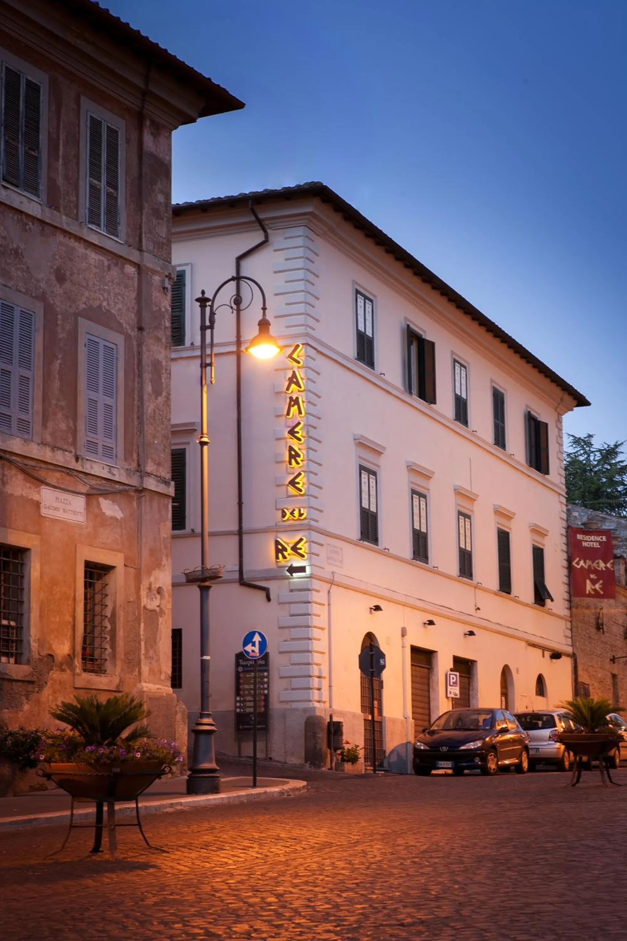 Facade/entrance in Camere Del Re