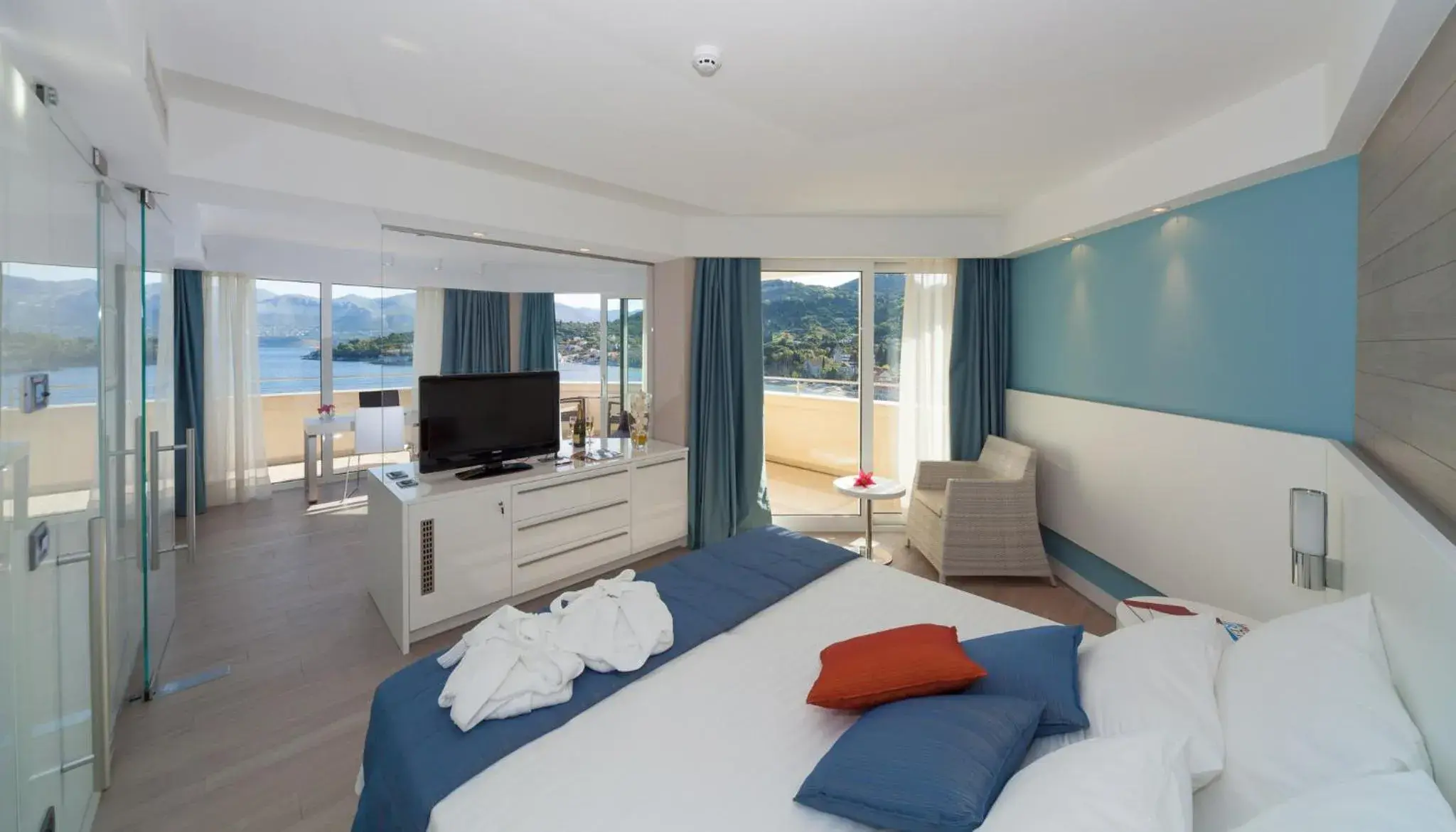 TV and multimedia, Bed in Lafodia Sea Resort