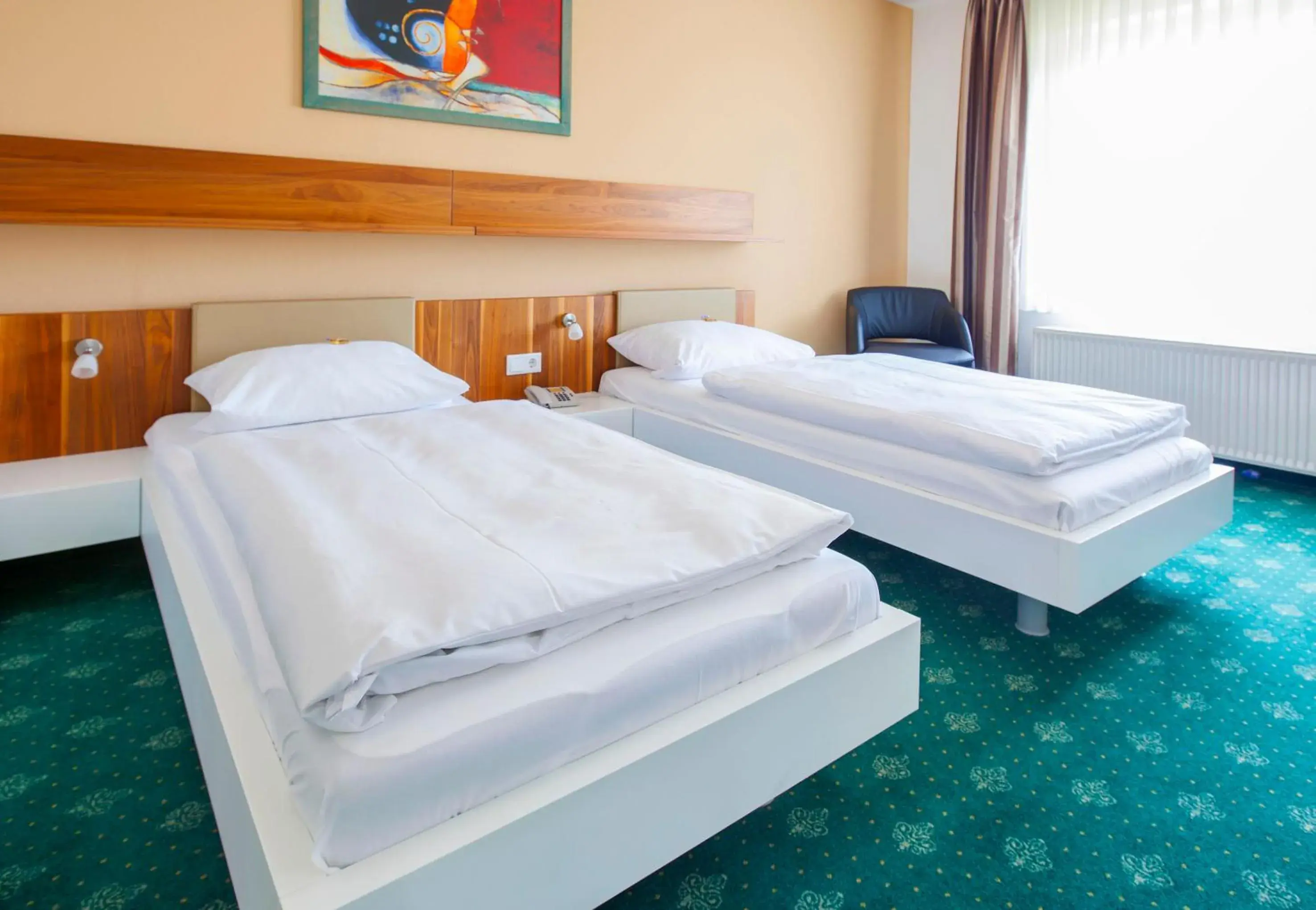 Twin Room in Hotel & Restaurant Ernst Twin Room in Hotel & Restaurant Ernst