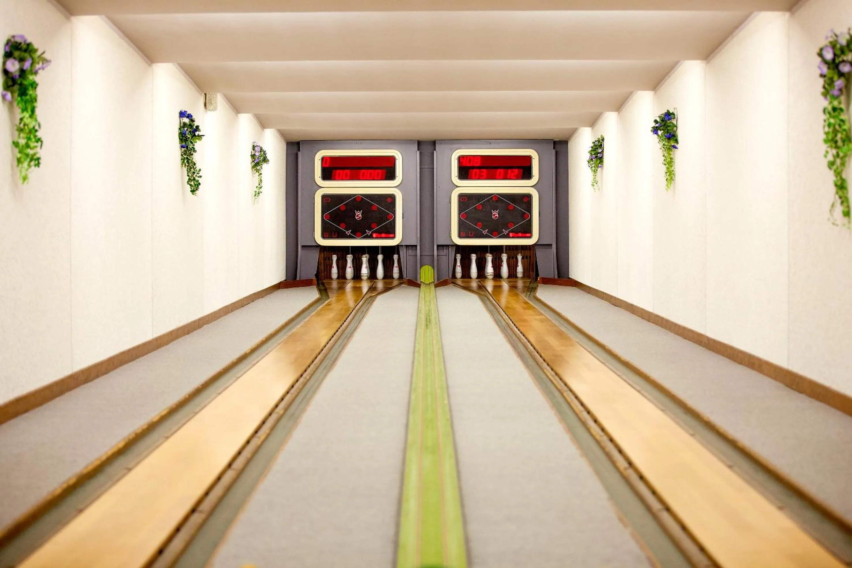 Bowling in Hotel & Restaurant Ernst