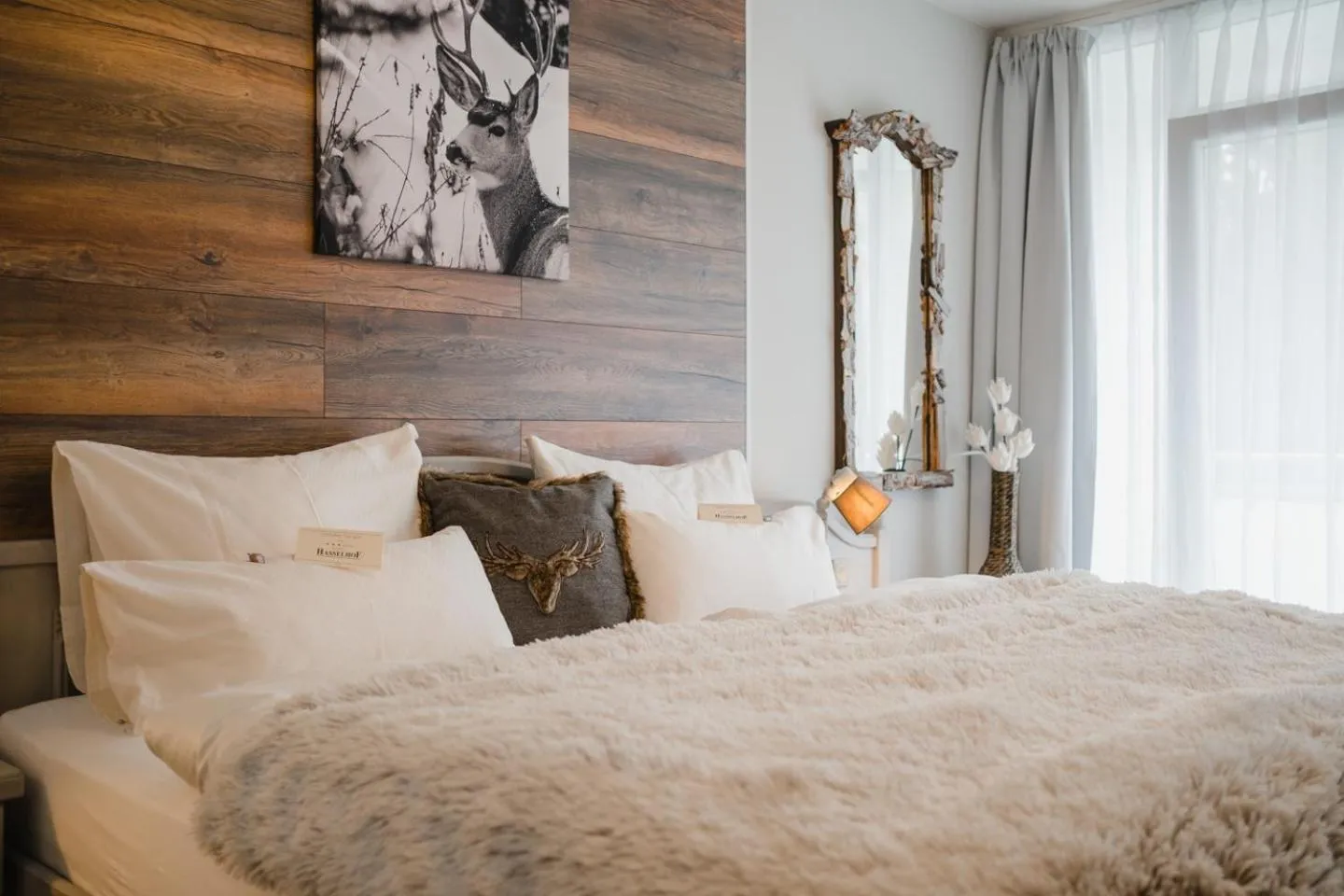 Bed in Hotel Hasselhof Garni Vier Sterne