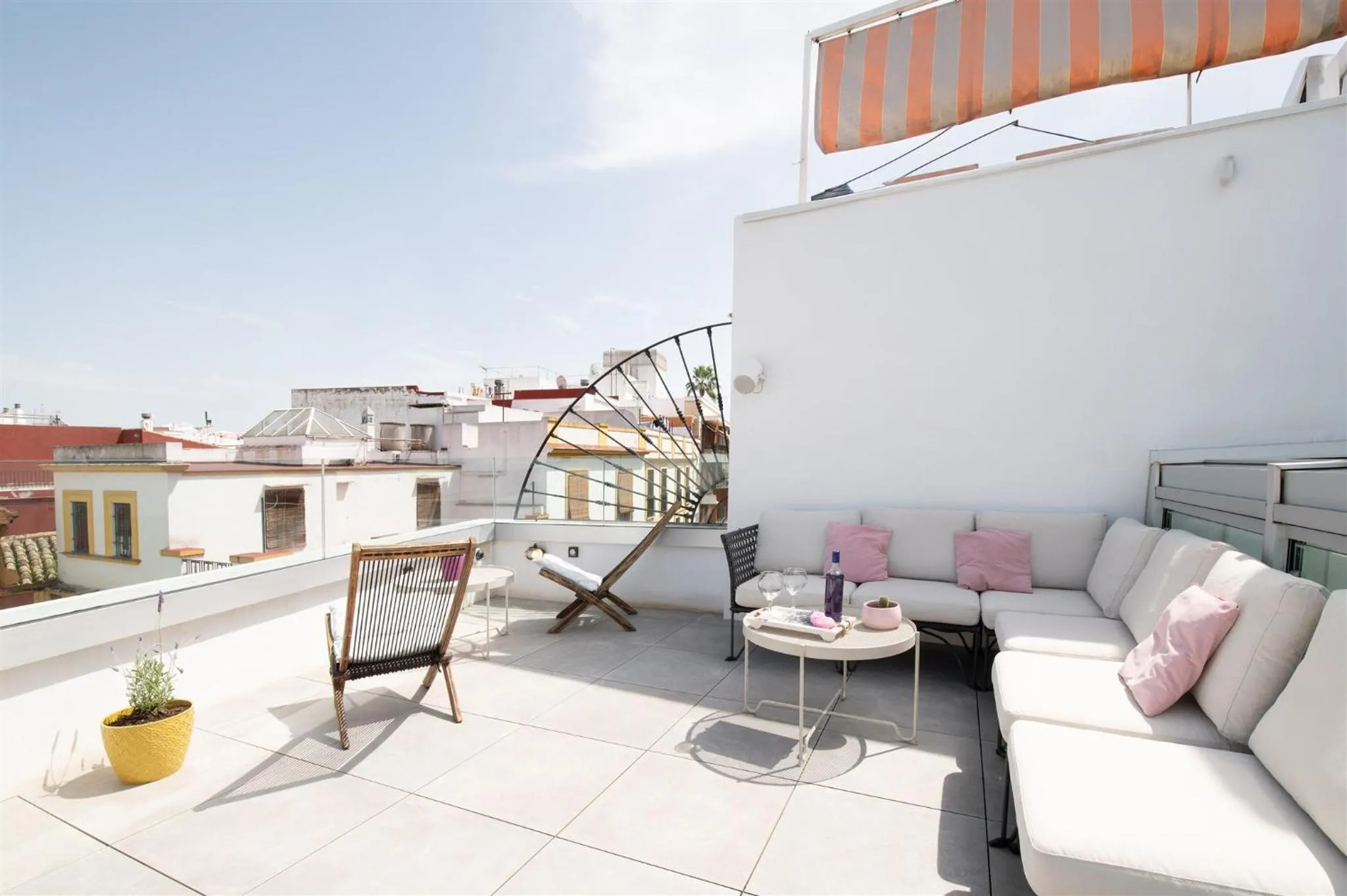 Balcony/Terrace in U-Sense For You Hostel Sevilla